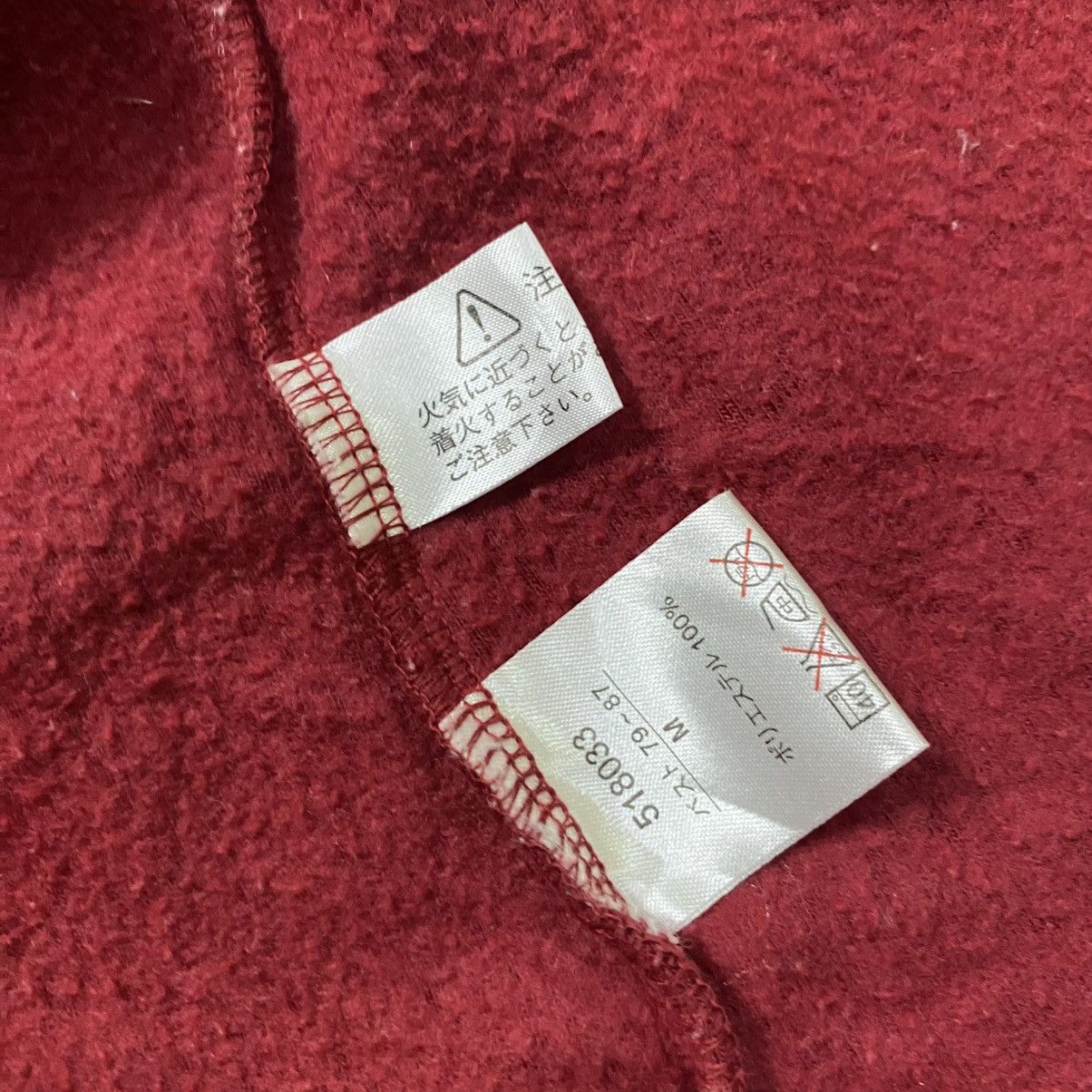 Disney vintage Disney Winnie the Pooh button-up fleece jacket Size L / US 10 / IT 46 - 10 Thumbnail