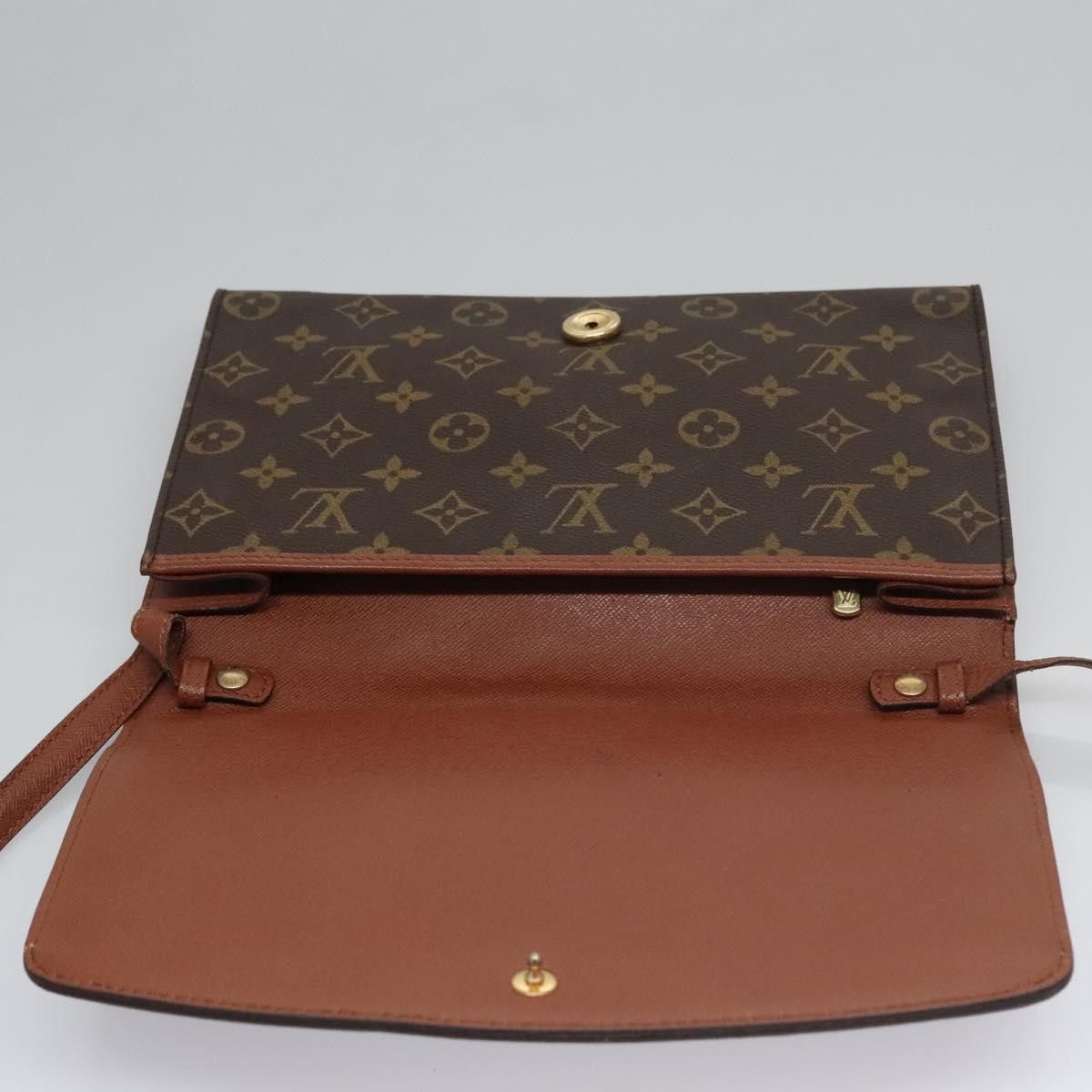 Louis Vuitton LOUIS VUITTON Monogram Bordeaux 27 Shoulder Bag M51797 Size ONE SIZE - 8 Thumbnail