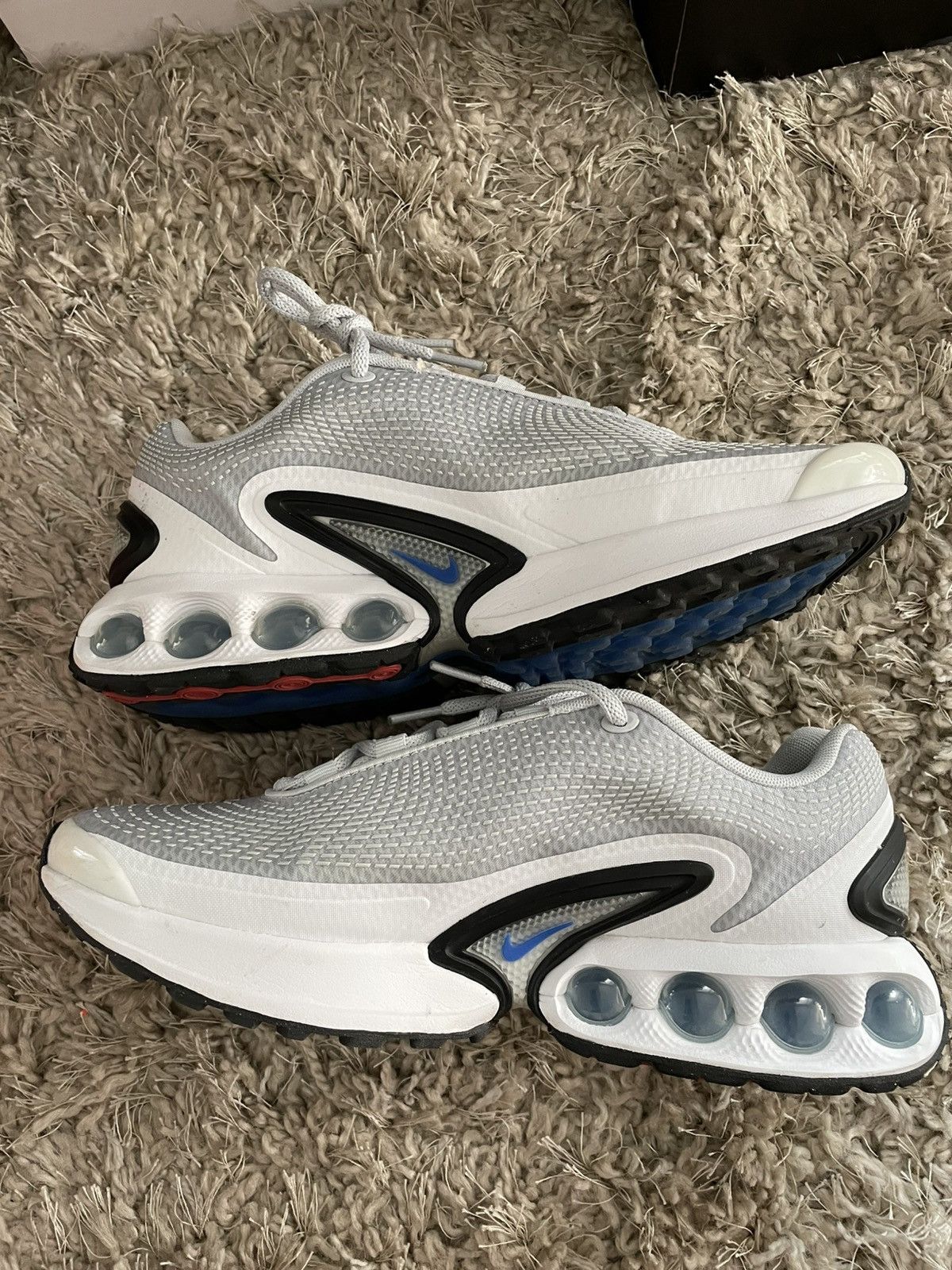 Nike Nike Air Max DN ‘Pure Platinum Hyper Royal’ Size US 9 / EU 42 - 2 Thumbnail