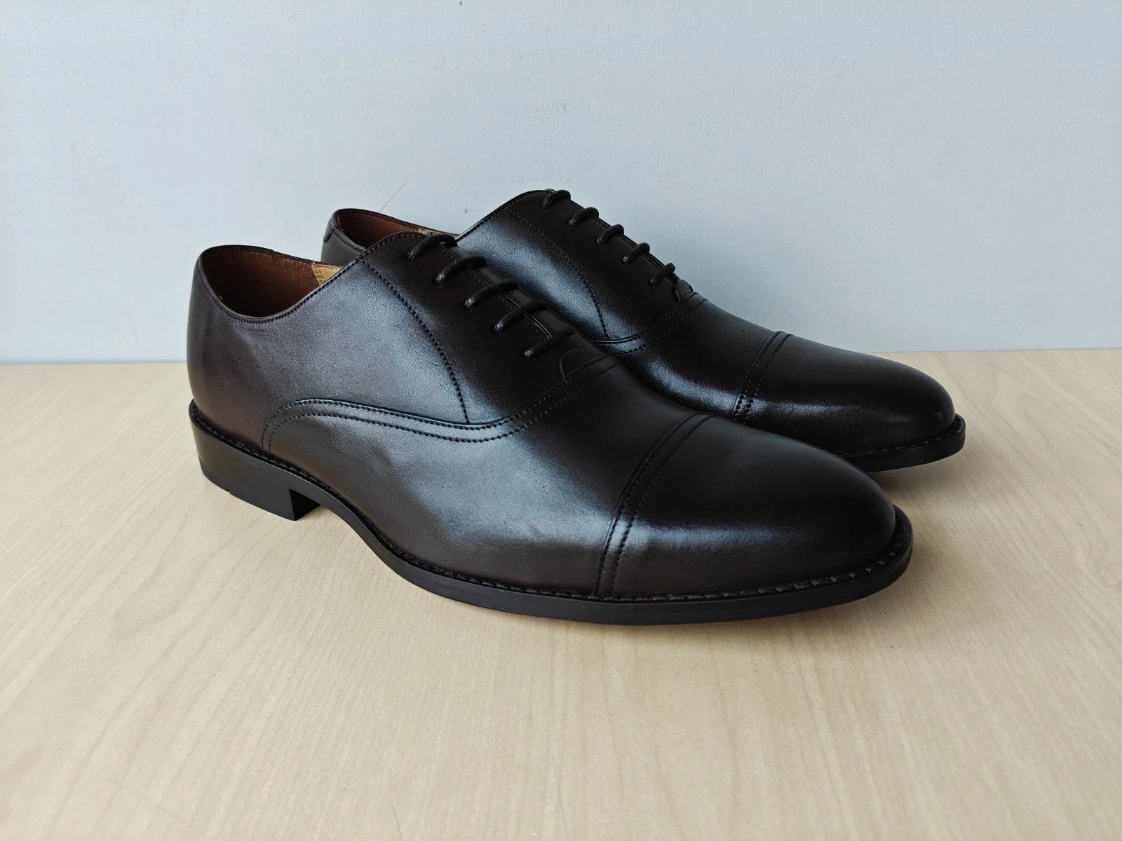 Charles Tyrwhitt Charles Tyrwhitt Men’s Dress Oxford Shoes T / 0031 Size US 9 / EU 42 - 1 Thumbnail