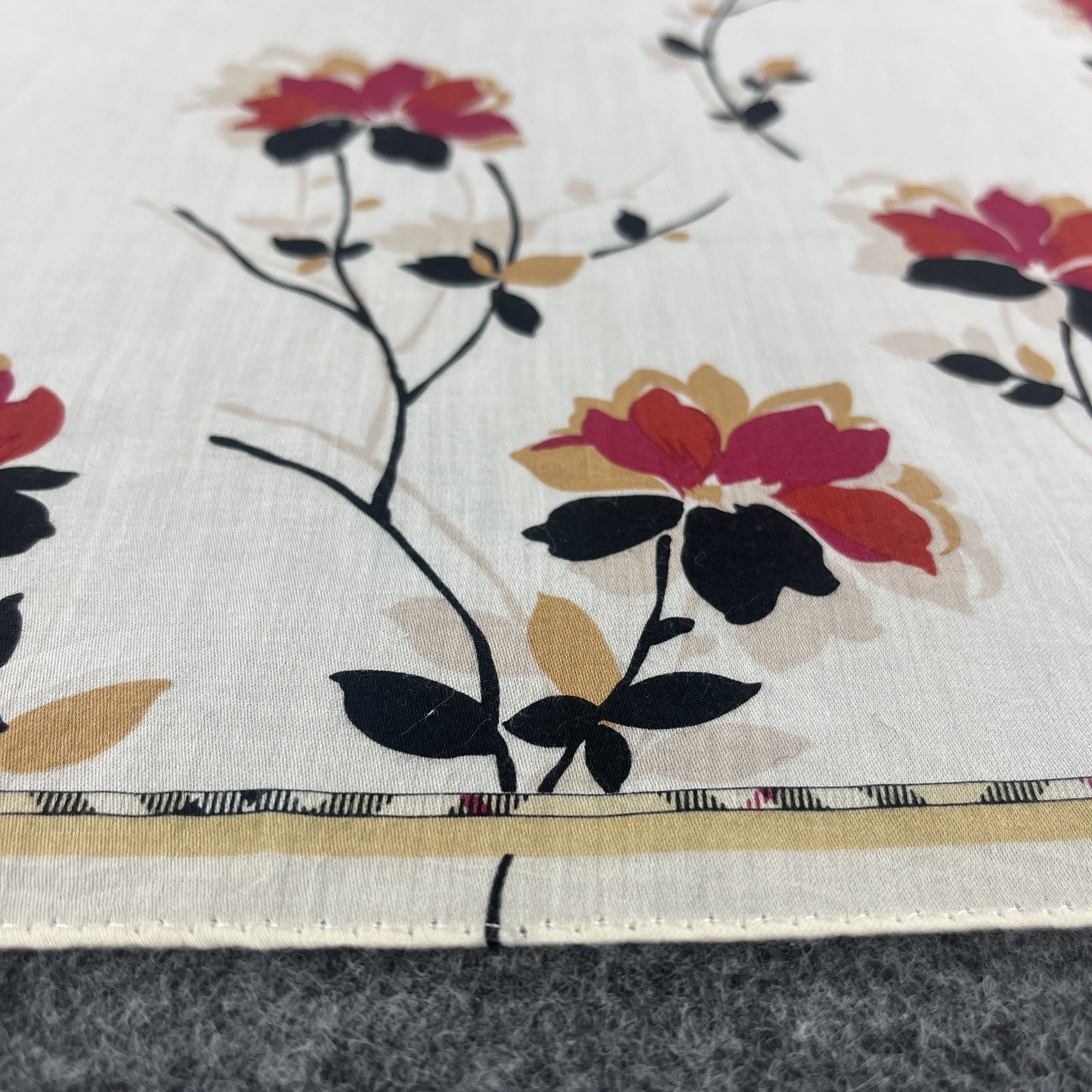 Burberry Burberry Handkerchief / Bandana / Neckerchief B089 Size ONE SIZE - 7 Thumbnail