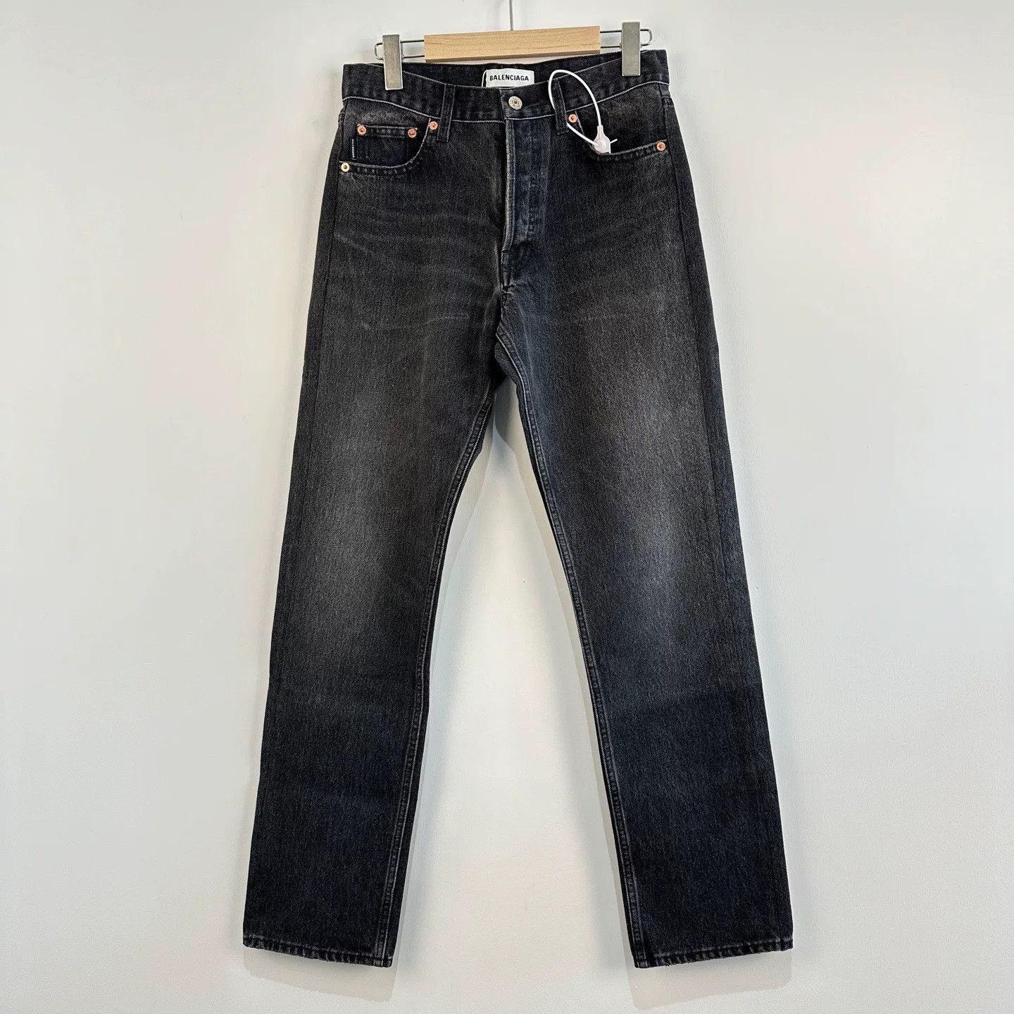 Balenciaga Balenciaga Distressed Denim Pants Size 26 Size 26" / US 2 / IT 38 - 1 Thumbnail