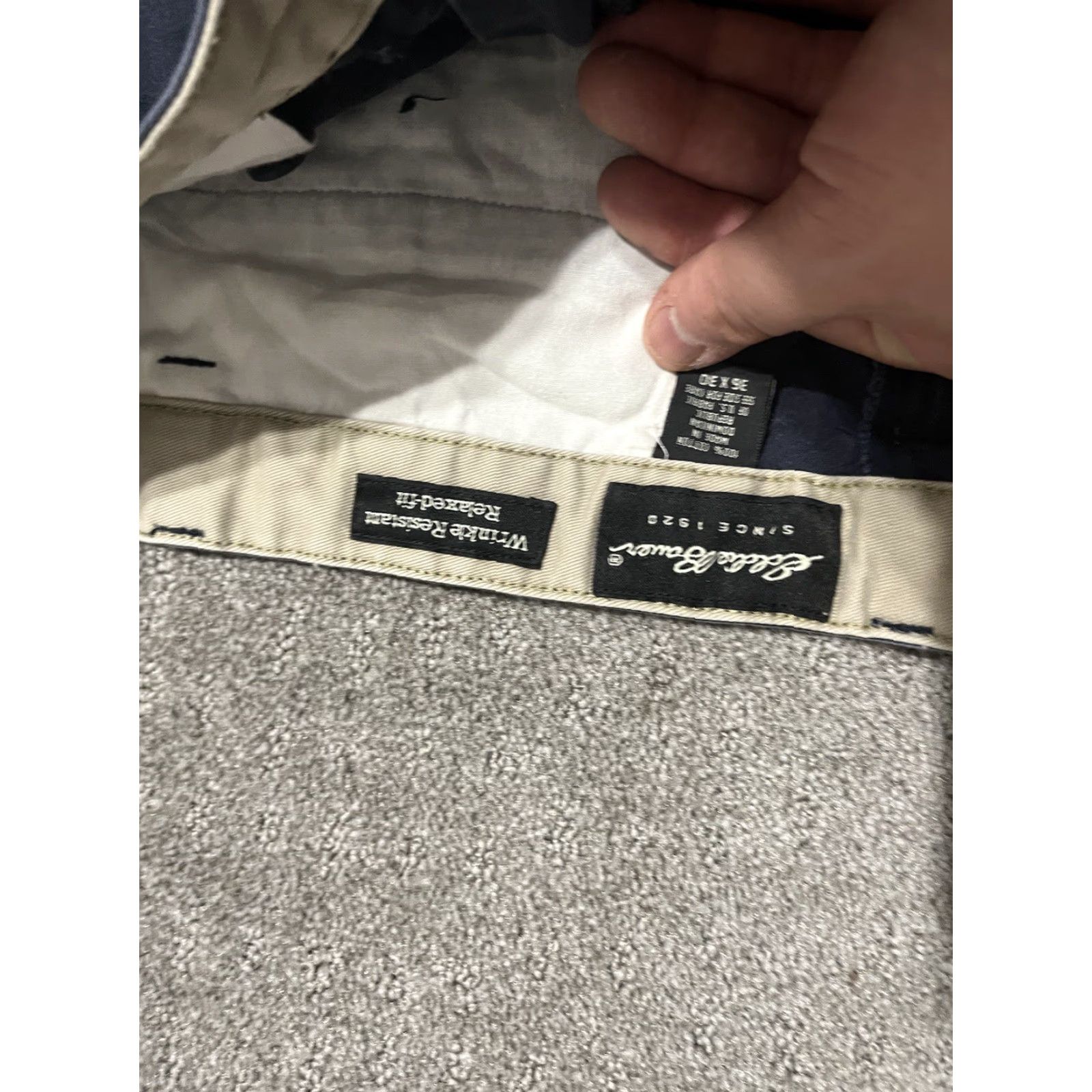 Eddie Bauer Eddie Bauer Pants Men's Navy Pleated Relaxed Fit 36x30 Chino Straight Logo Belt Loops Casual Modern Outdoor 36 Mens Size US 36 / EU 52 - 5 Thumbnail