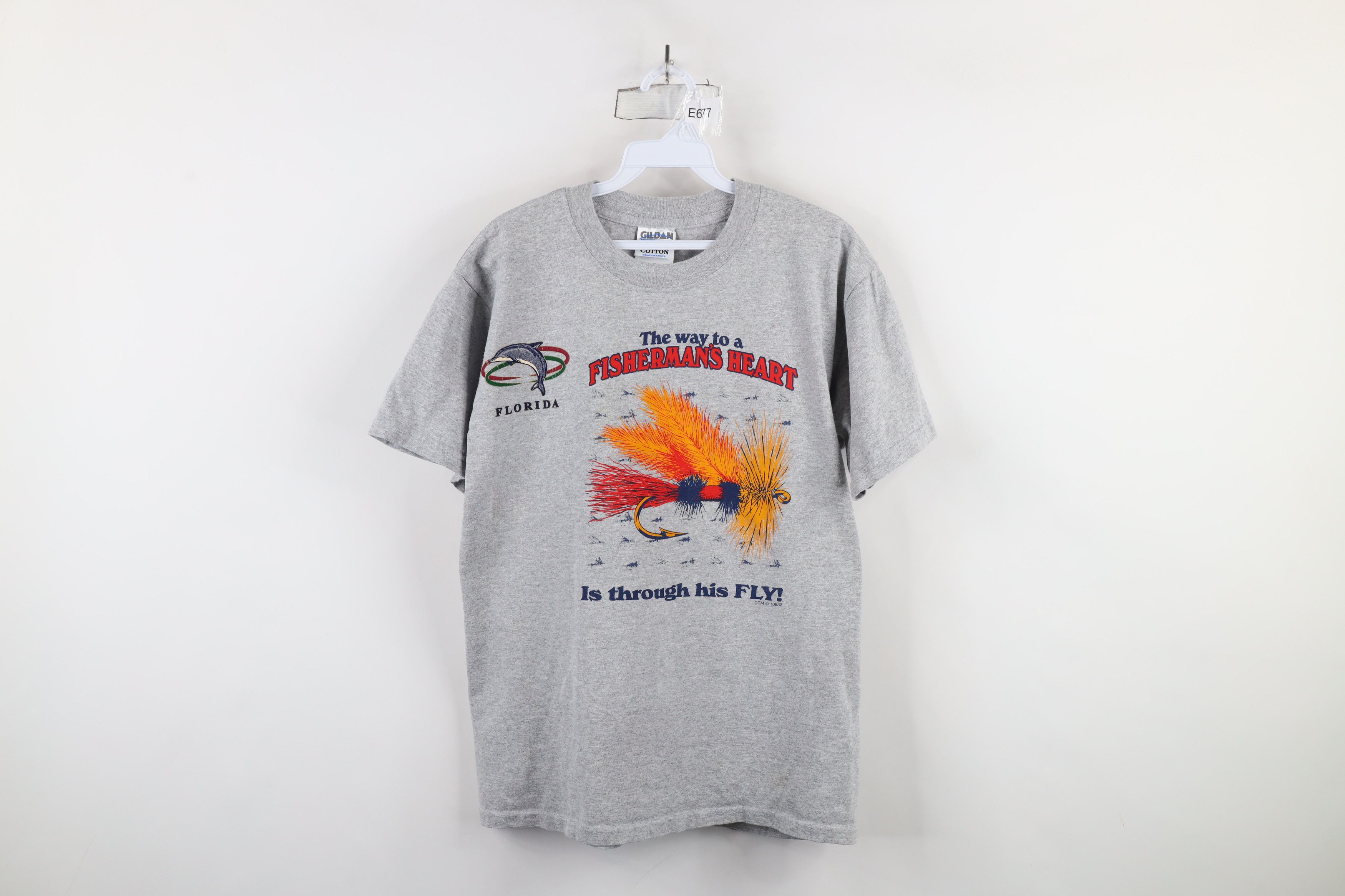 Vintage Vintage 90s A Fishermans Heart Through His Fly T-Shirt Gray Size US M / EU 48-50 / 2 - 1 Thumbnail