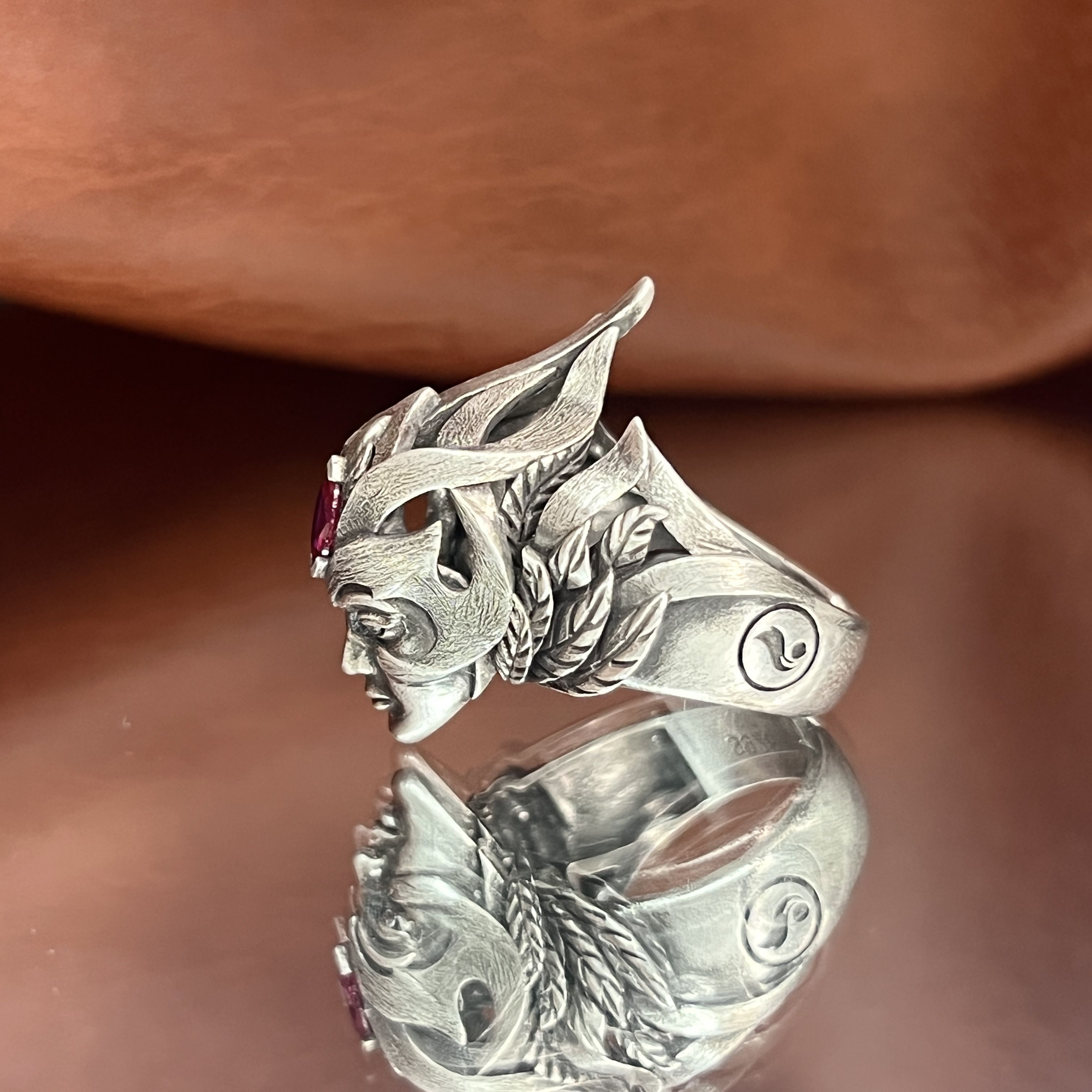 Jewelry SIZE 10 S925 Silver Wire Drawing Medusa Ring Size ONE SIZE - 3 Thumbnail