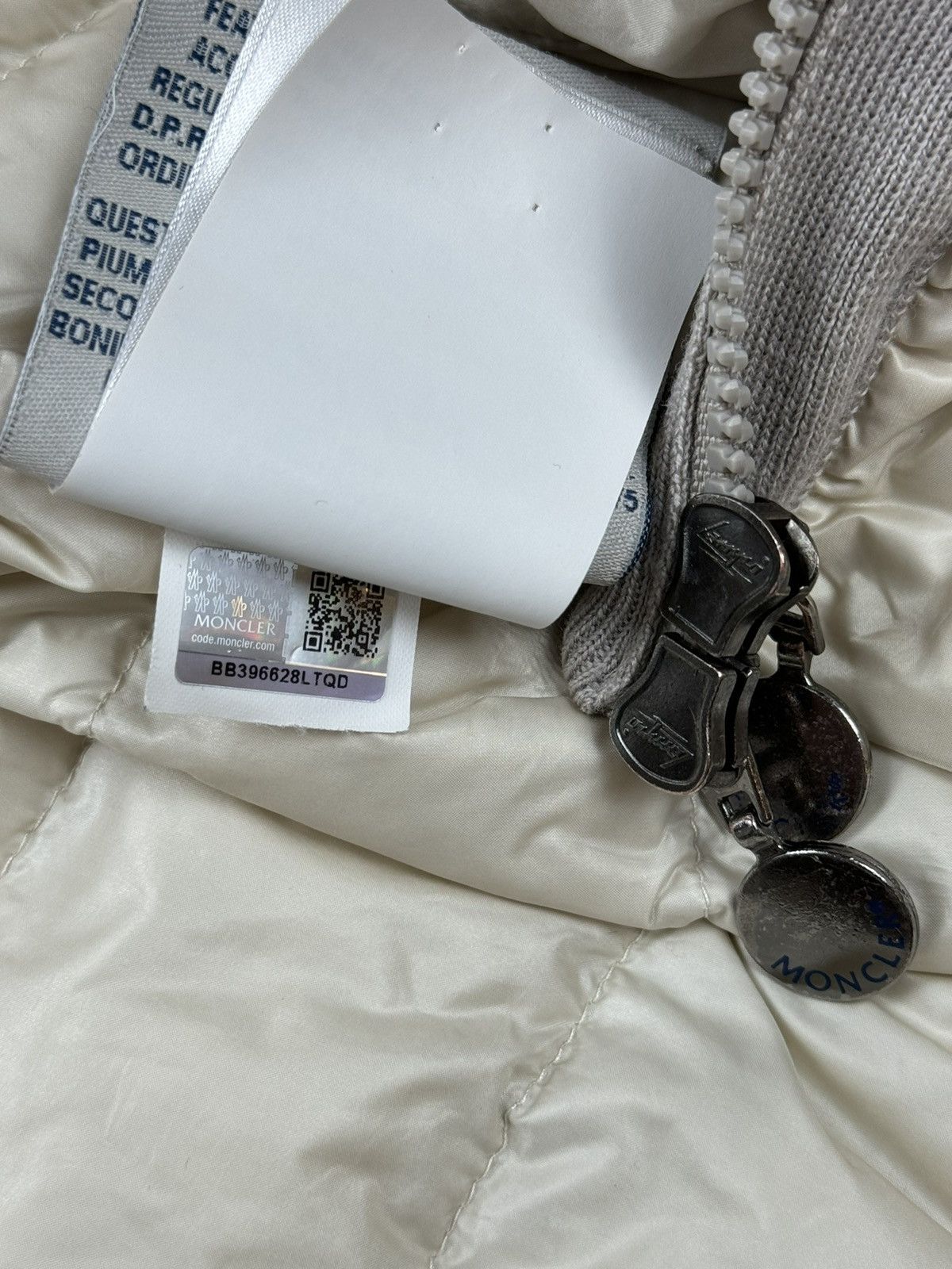 Moncler Down puffer jacket Moncler original luxury streetwear item Size M / US 6-8 / IT 42-44 - 6 Thumbnail