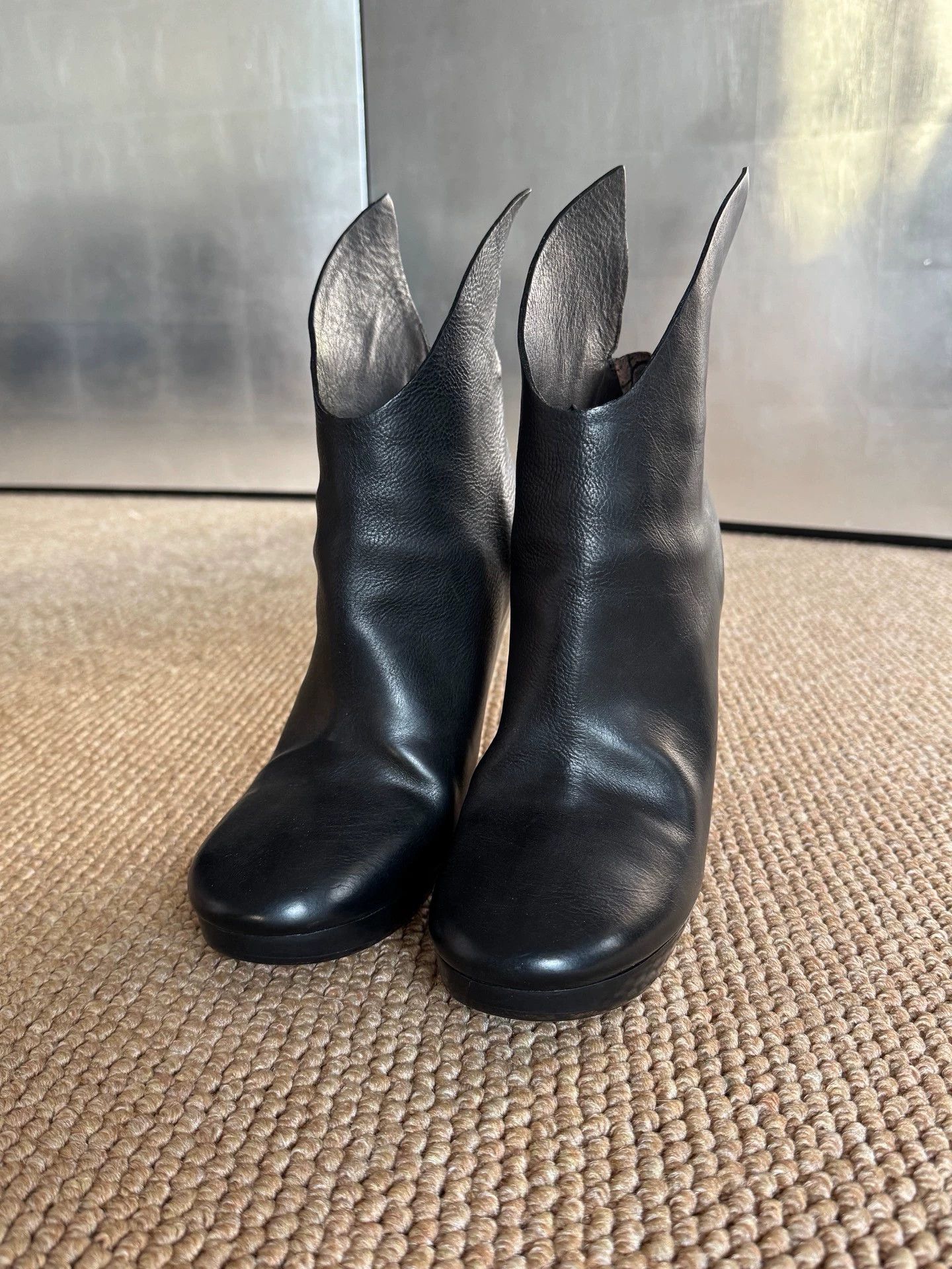 Other Vintage Italian Leather Asymmetric 13cm Block Heel Boots 39 Size US 8.5 / IT 38.5 - 7 Thumbnail