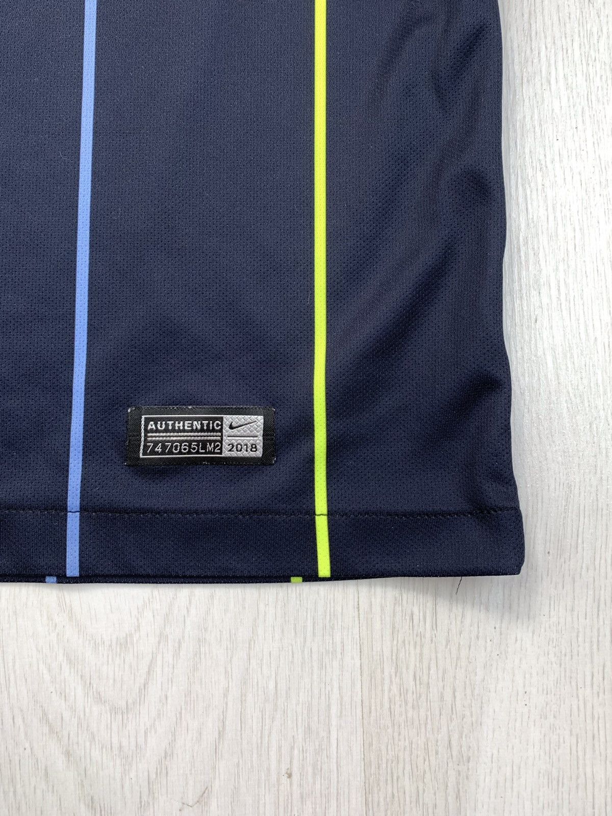 Nike Nike Manchester City 2018-2019 Away Jersey Size 13-15 Years Size US XXS / EU 40 - 4 Thumbnail