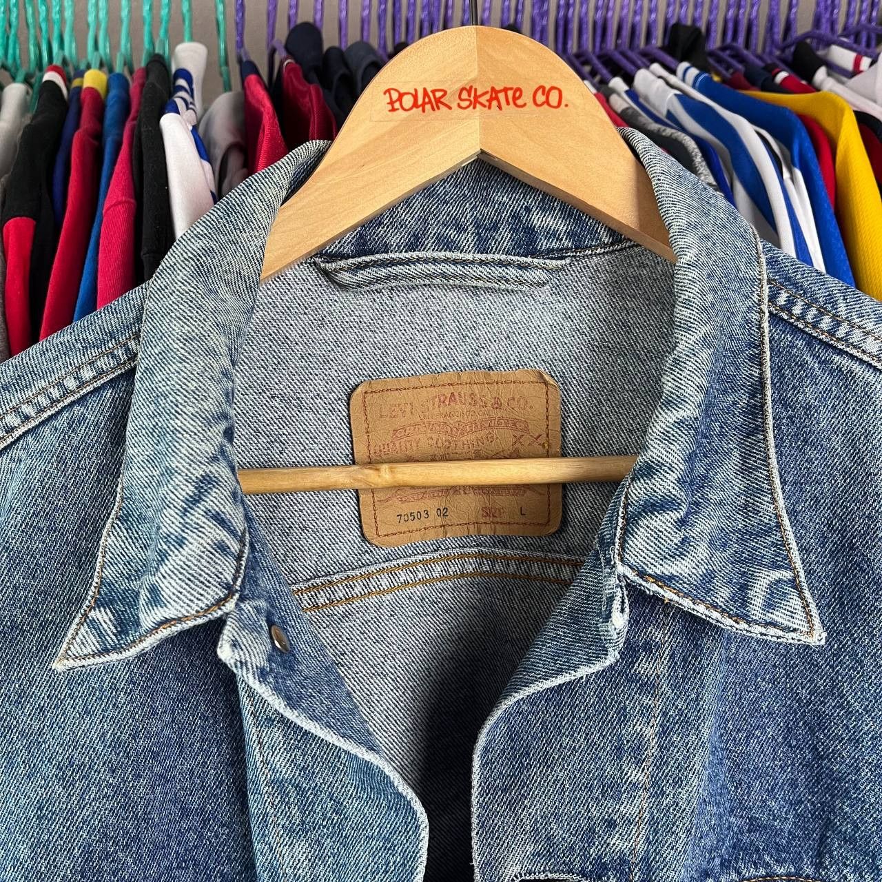 Levi's Vintage Clothing Vintage 90s Levis Blue Denim Jacket Distressed Size L Size US L / EU 52-54 / 3 - 3 Thumbnail