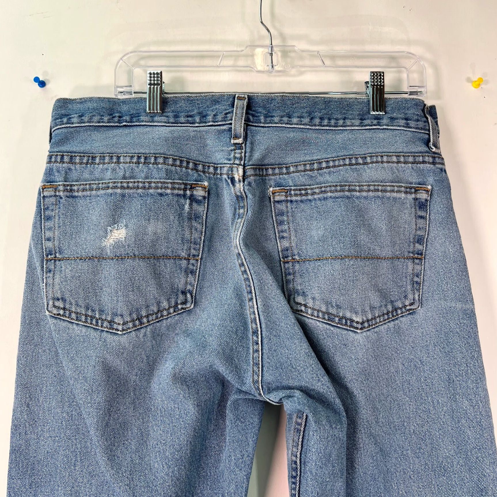 Faded Glory Faded Glory Jeans Mens Relaxed Fit Low Rise Denim 34x29 Blue 5-Pocket Distressed 100% Cotton Regular Rise Old Navy Style Straight Mens Size US 34 / EU 50 - 4 Thumbnail