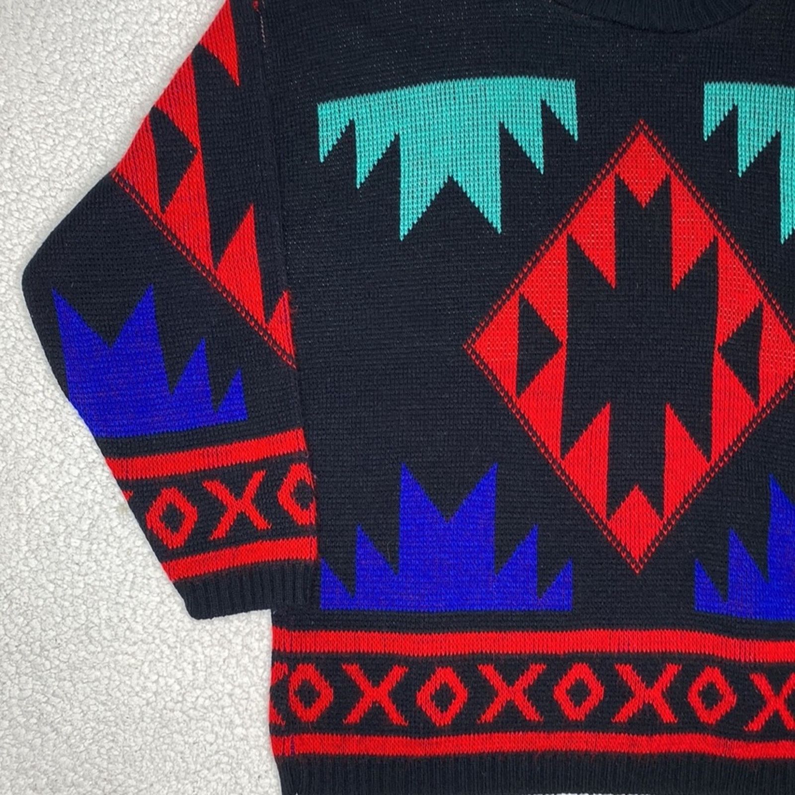 Vintage Vintage Spring Season Geometric Sweater red black Aztec Size US S / EU 44-46 / 1 - 7 Thumbnail