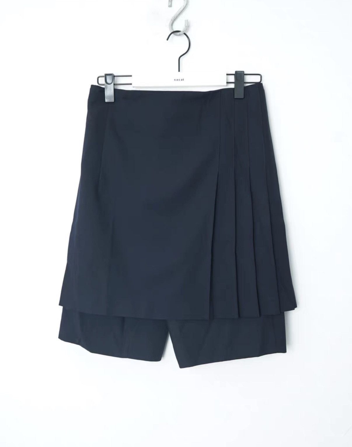 Comme des Garcons Comme des Garçons Double Pleated Wool Shorts Size US 32 / EU 48 - 1 Thumbnail
