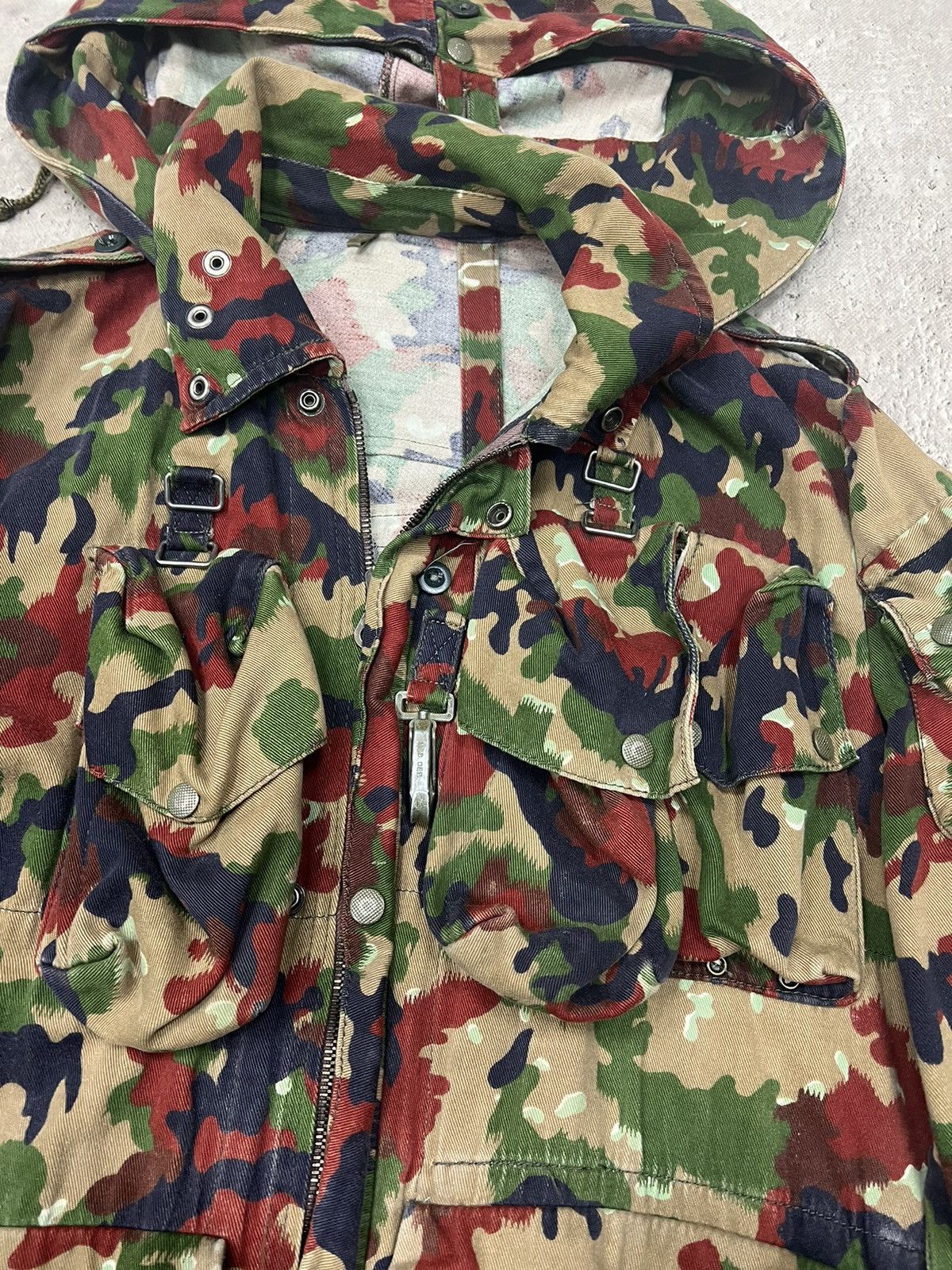 Vintage Vintage Swiss Army Military M70 Alpenflage Field Jacket Size US M / EU 48-50 / 2 - 6 Thumbnail