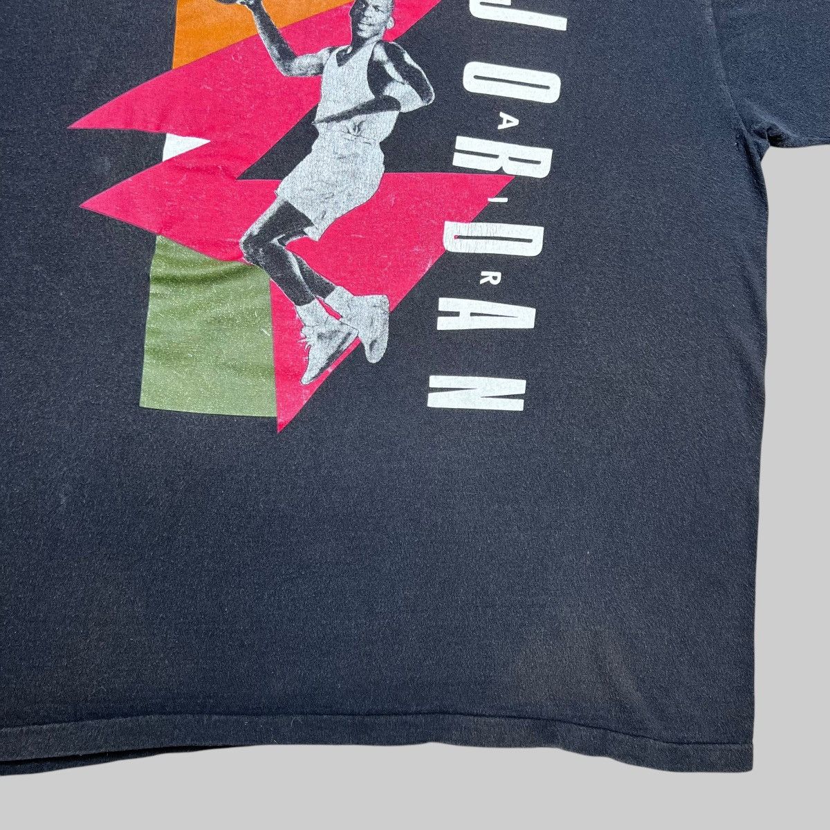 Jordan Brand × Nike × Vintage Vintage 1990s Nike Michael Jordan Gray Tag Youth Large Tee Size US M / EU 48-50 / 2 - 5 Thumbnail