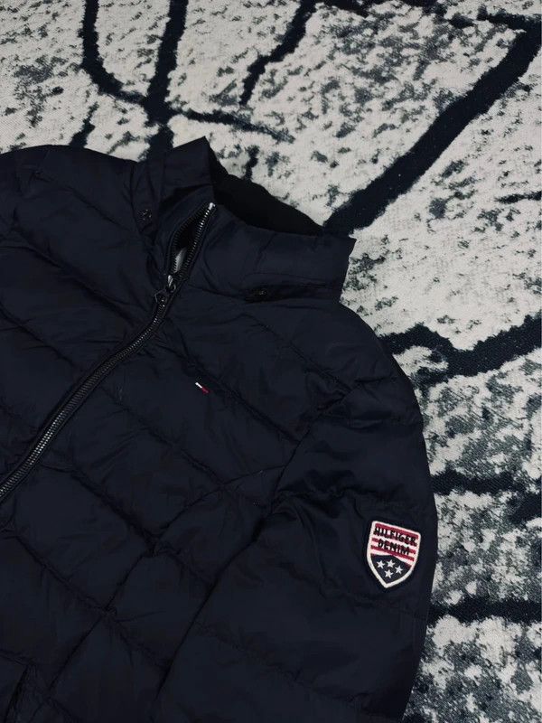 Tommy Hilfiger Tommy Hilfiger black down jacket logo M Size M / US 6-8 / IT 42-44 - 3 Thumbnail
