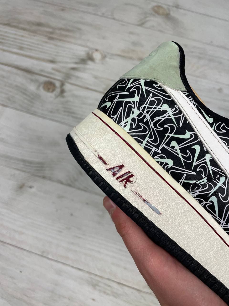 Nike Nike Air Force 1’07 SE Low Valentine Day Sneakers Size US 10.5 / EU 43-44 - 9 Thumbnail
