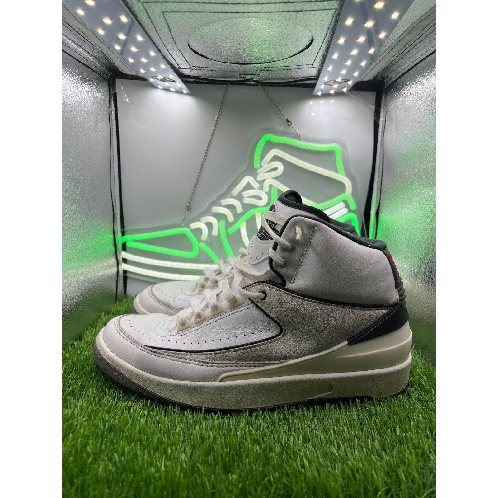 Jordan Brand Nike Air Jordan 2 Retro Python Shoes Mens Size 10 Size US 10 / EU 43 - 1 Thumbnail