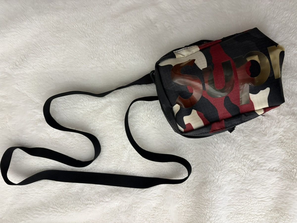 Supreme Supreme Neck Pouch Red Camo Size ONE SIZE - 2 Thumbnail