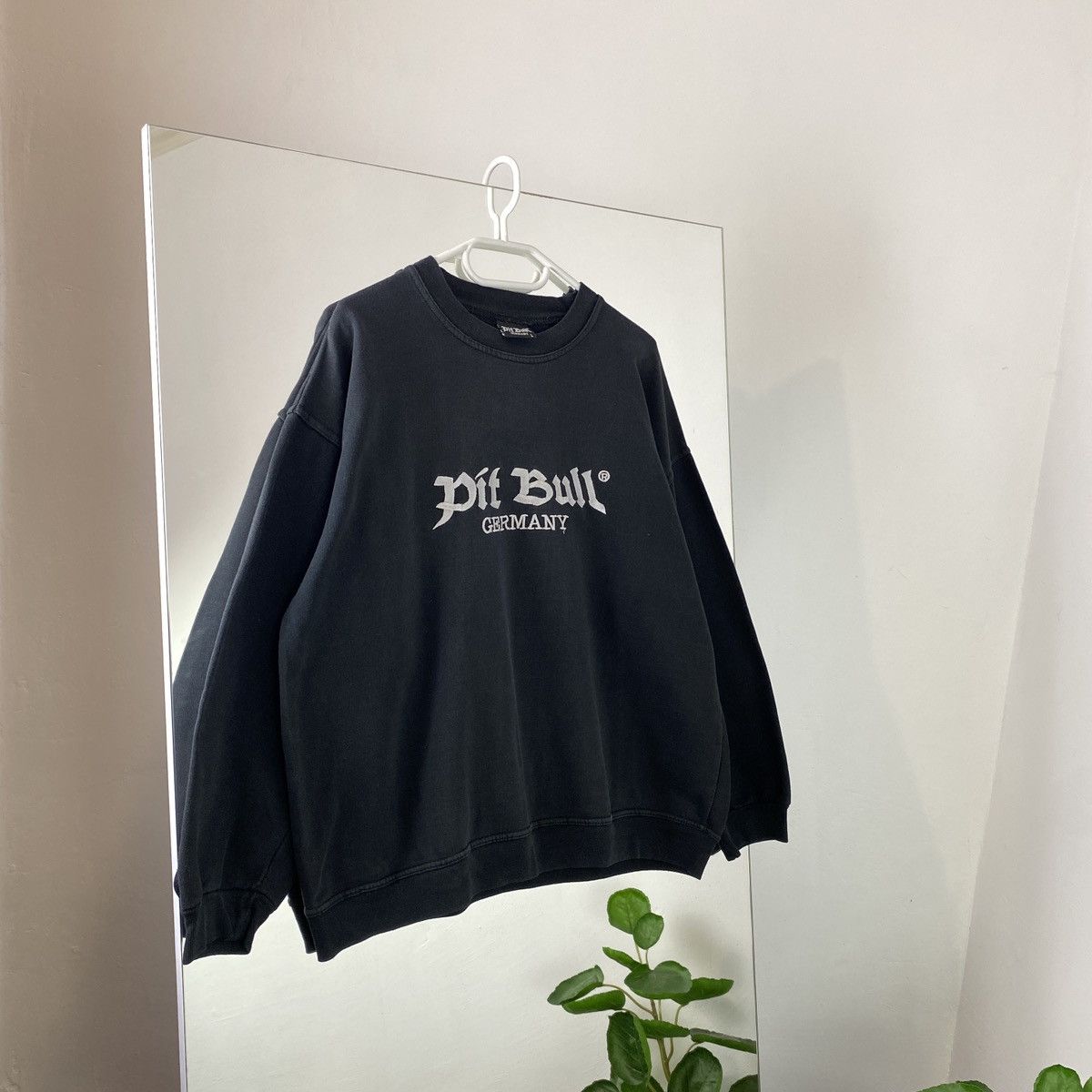 VINTAGE PIT BULL GERMANY SWEATSHIRT BOXY FIT 90s