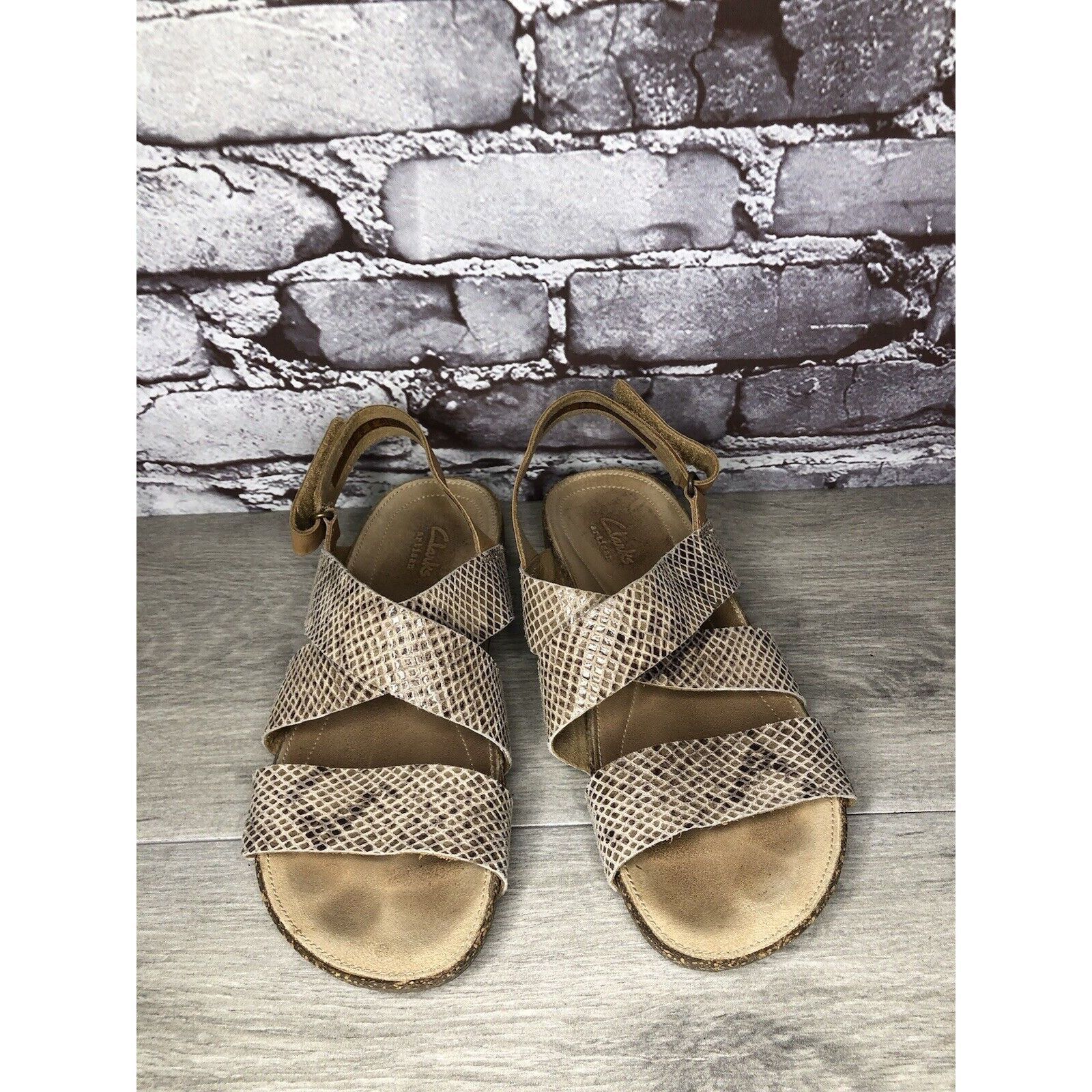Clarks Clarks Artisan Taupe Snake Skin Print Ankle Strap Cork Wedge Size US 7.5 / IT 37.5 - 17 Thumbnail