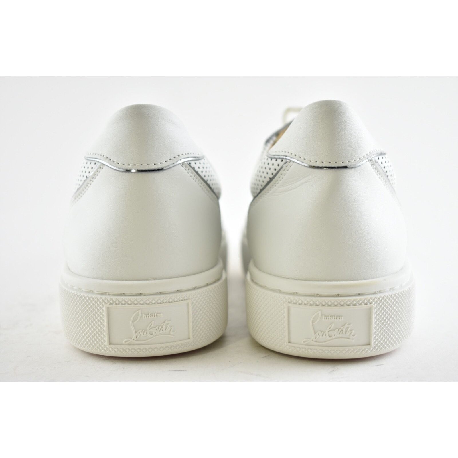 Christian Louboutin Christian Louboutin White Leather Low Top Sneaker 40 Size US 10 / IT 40 - 11 Thumbnail