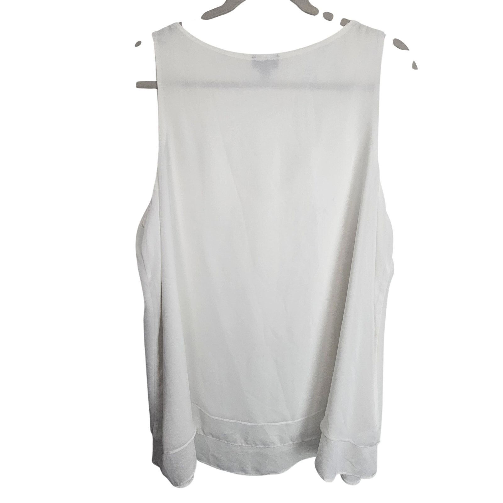 Torrid Torrid Flowy V-Neck Tank Top Plus Size 1X Minimalist Summer Size XL / US 12-14 / IT 48-50 - 8 Thumbnail