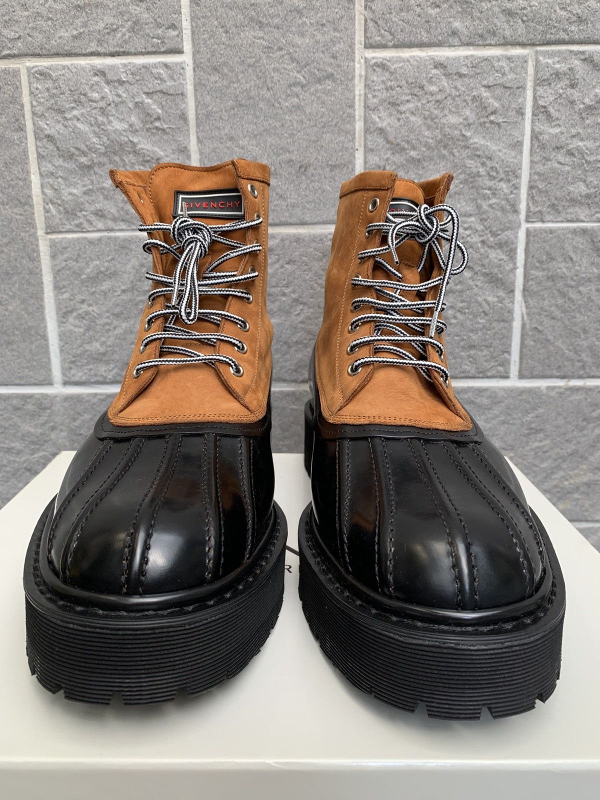 Givenchy Camden Snow Boots beige/black Size US 12 / EU 45 - 2 Thumbnail