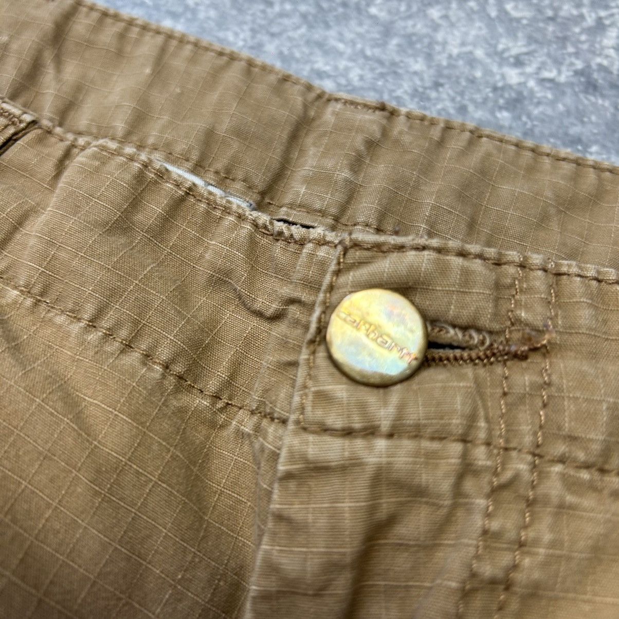 Carhartt Wip Vintage Carhartt Wip Cargo Streetwear Workwear pants Size US 32 / EU 48 - 18 Thumbnail