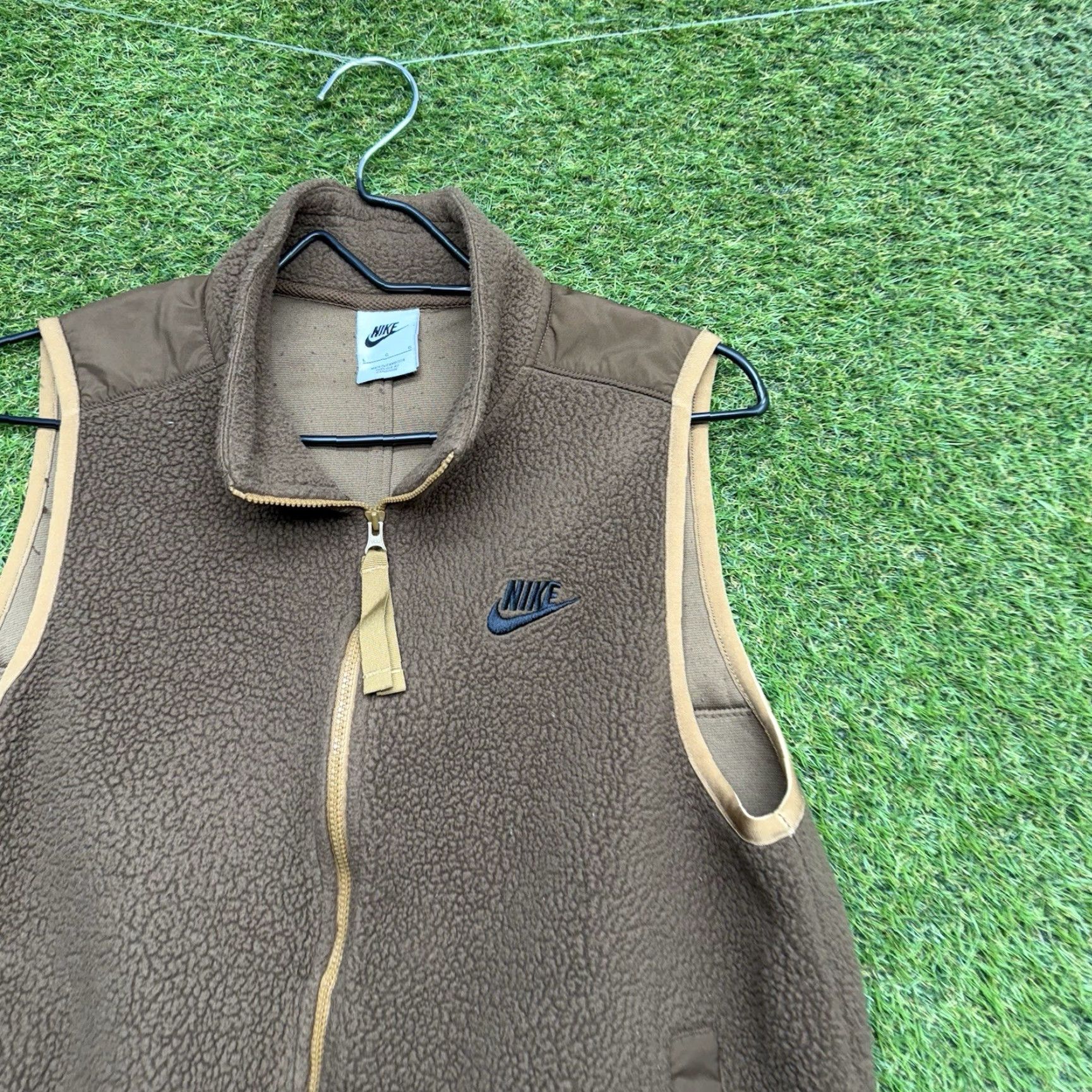 Nike Nike Vest Womens Large Teddy Brown Layering Utility Full Zip Sherpa Casual Size L / US 10 / IT 46 - 3 Thumbnail