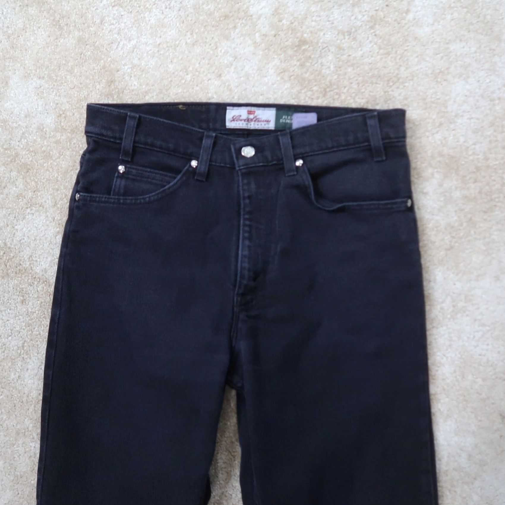 Levi's VINTAGE Levi's 540 Jeans Men's 33x34 Black Denim 540 Made in USA 90s USA Jeans Mens Regular Straight 5-Pocket Denim Black Leather? Size US 33 - 2 Thumbnail