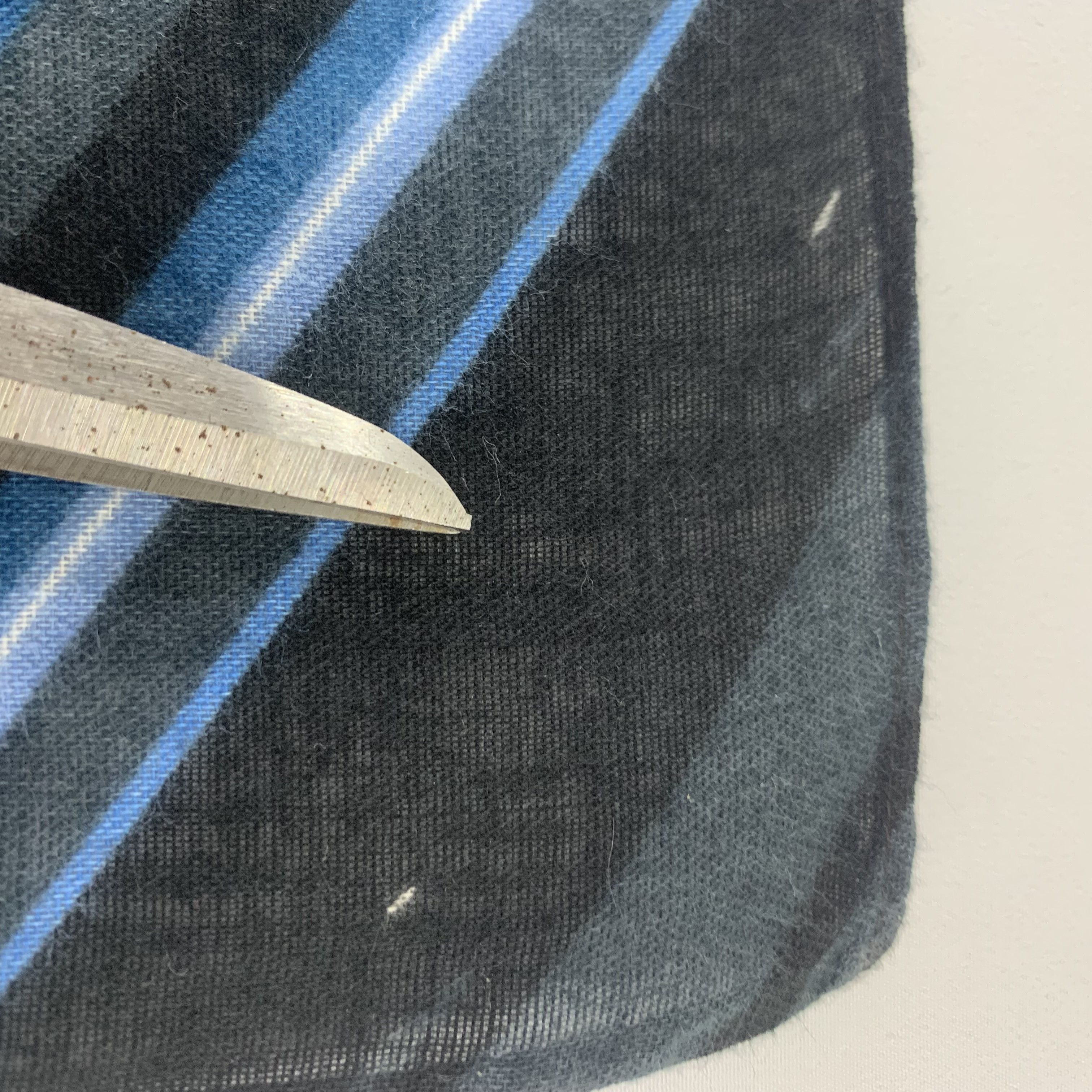 Issey Miyake Issey Miyake Handkerchief Pocket Square Scarf Small TC1260 Size ONE SIZE - 8 Thumbnail