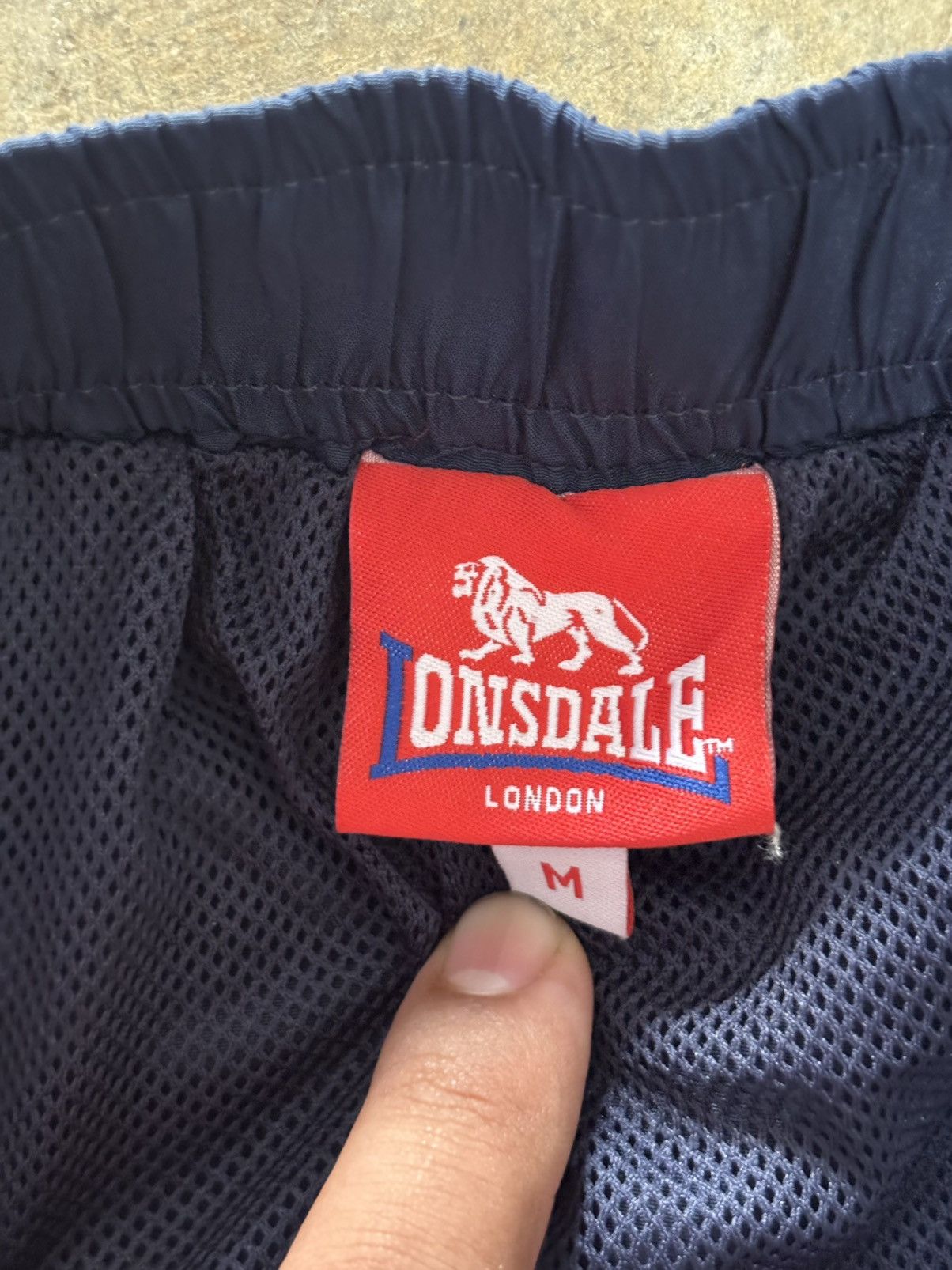 Lonsdale Lonsdale London 3/4 pants Size US 32 / EU 48 - 4 Thumbnail