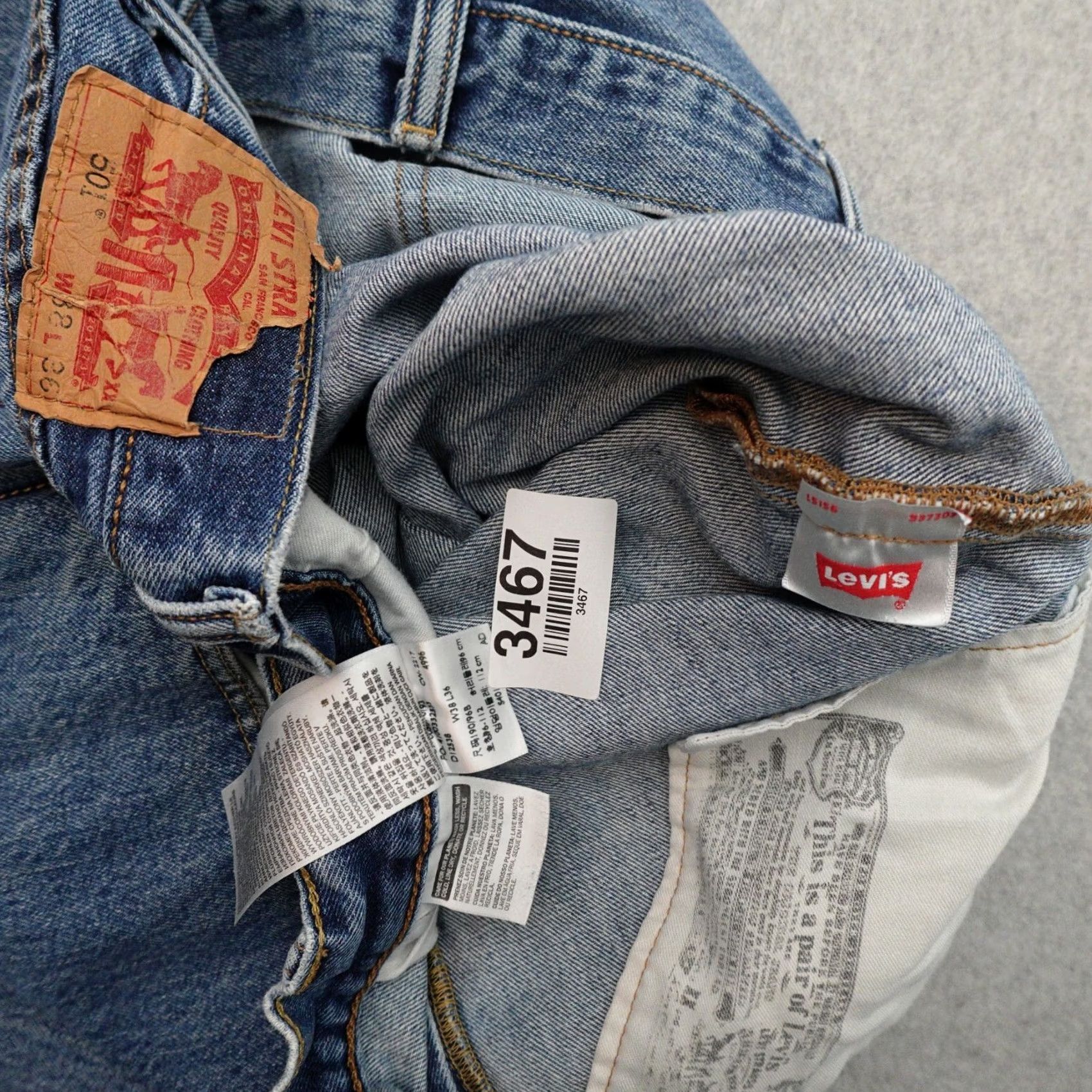 Levi's LEVI'S 501xx Jeans 38 (38X34) Straight Denim Button Fly Men’s Blue 537303 Size US 38 / EU 54 - 4 Thumbnail