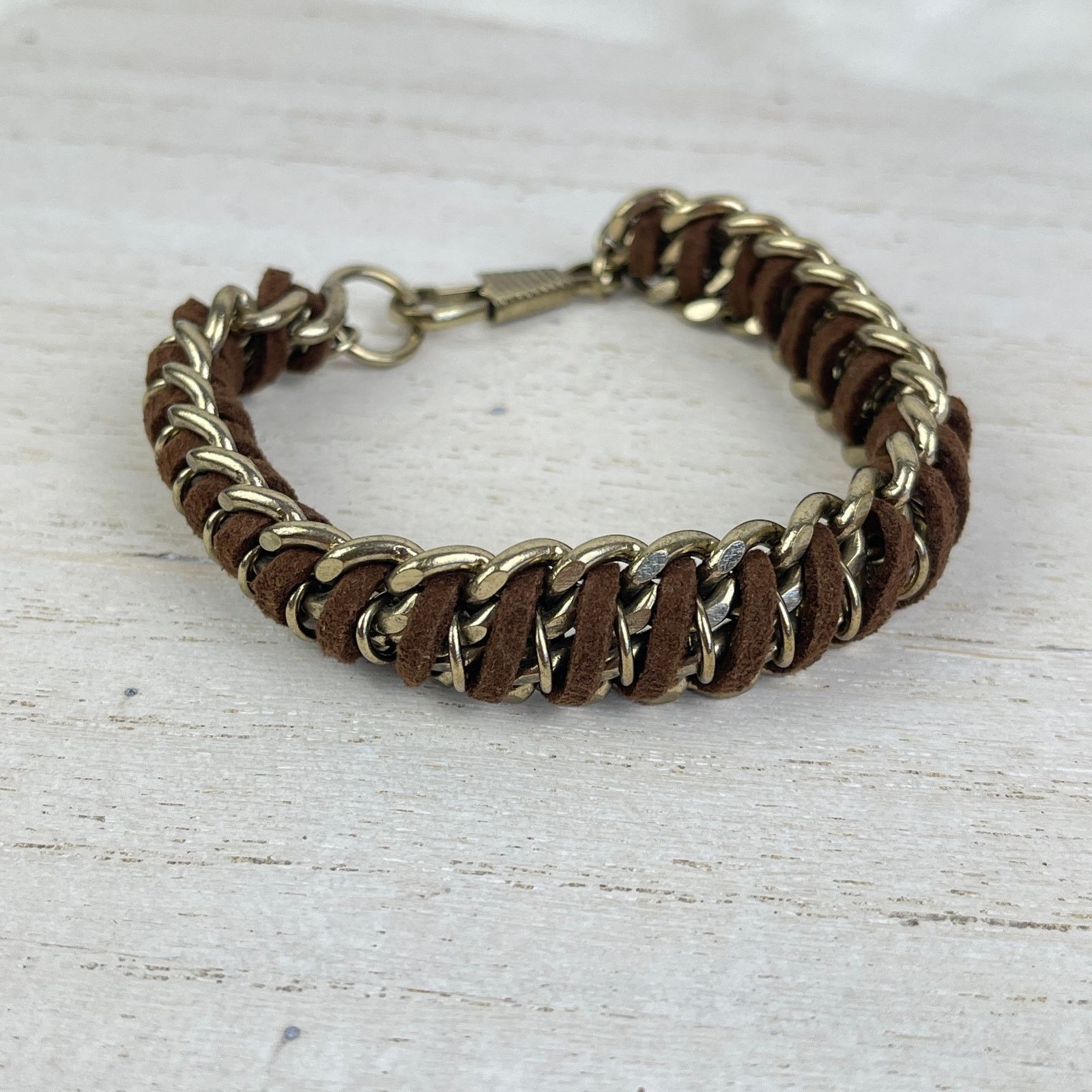 Other Gold Chunky Chain Bracelet Brown Braided Faux Leather NWOT Size ONE SIZE - 7 Thumbnail