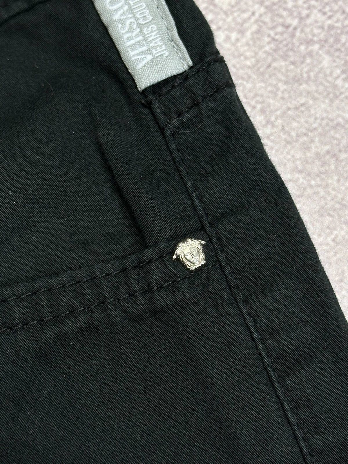 Versace Vintage Versace Medusa Black Baggy Jeans 34 Size US 34 / EU 50 - 8 Thumbnail