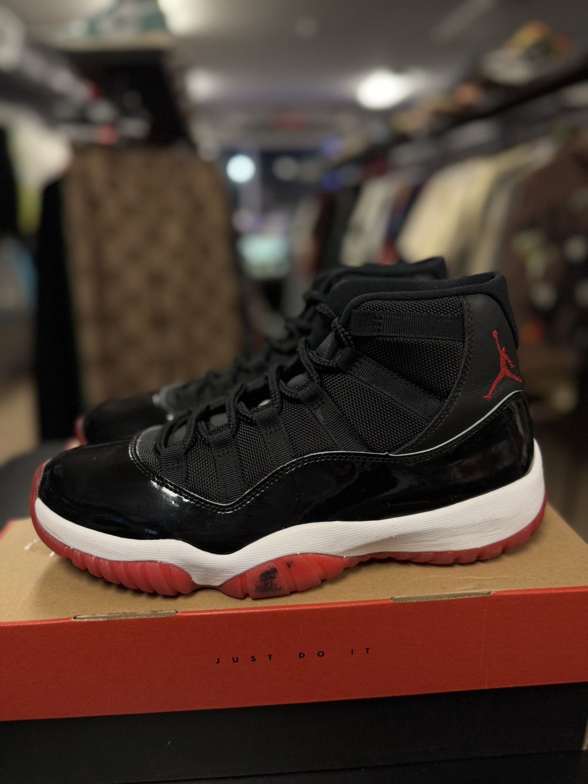 Jordan Brand × Nike Jordan 11 Bred High (378037-061) Size 9.5 W/ Box Size US 9.5 / EU 42-43 - 6 Thumbnail