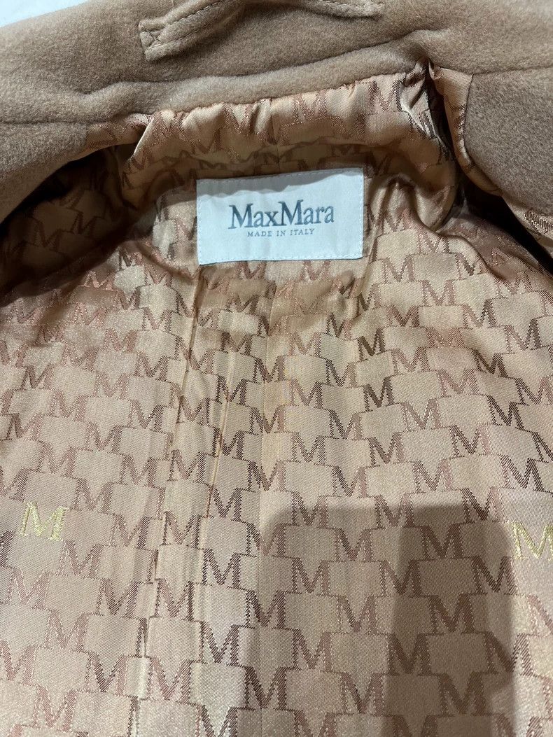 Max Mara Max Mara A timeless classic in classic colours Size S / US 4 / IT 40 - 7 Thumbnail