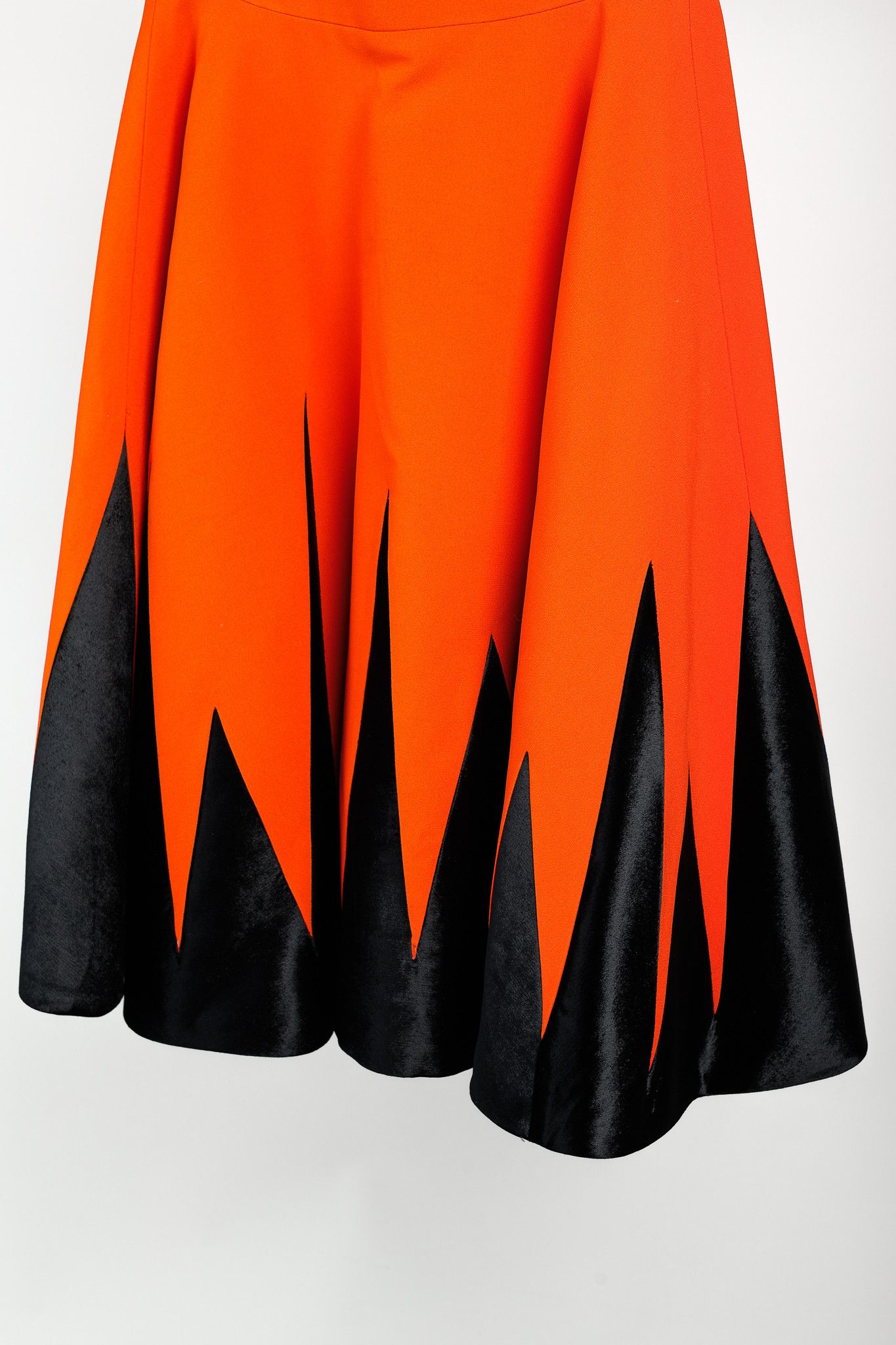 Other Fausto Puglisi Orange & Black Velvet Appliqué Circle Skirt Size 27" / US 4 / IT 40 - 5 Thumbnail