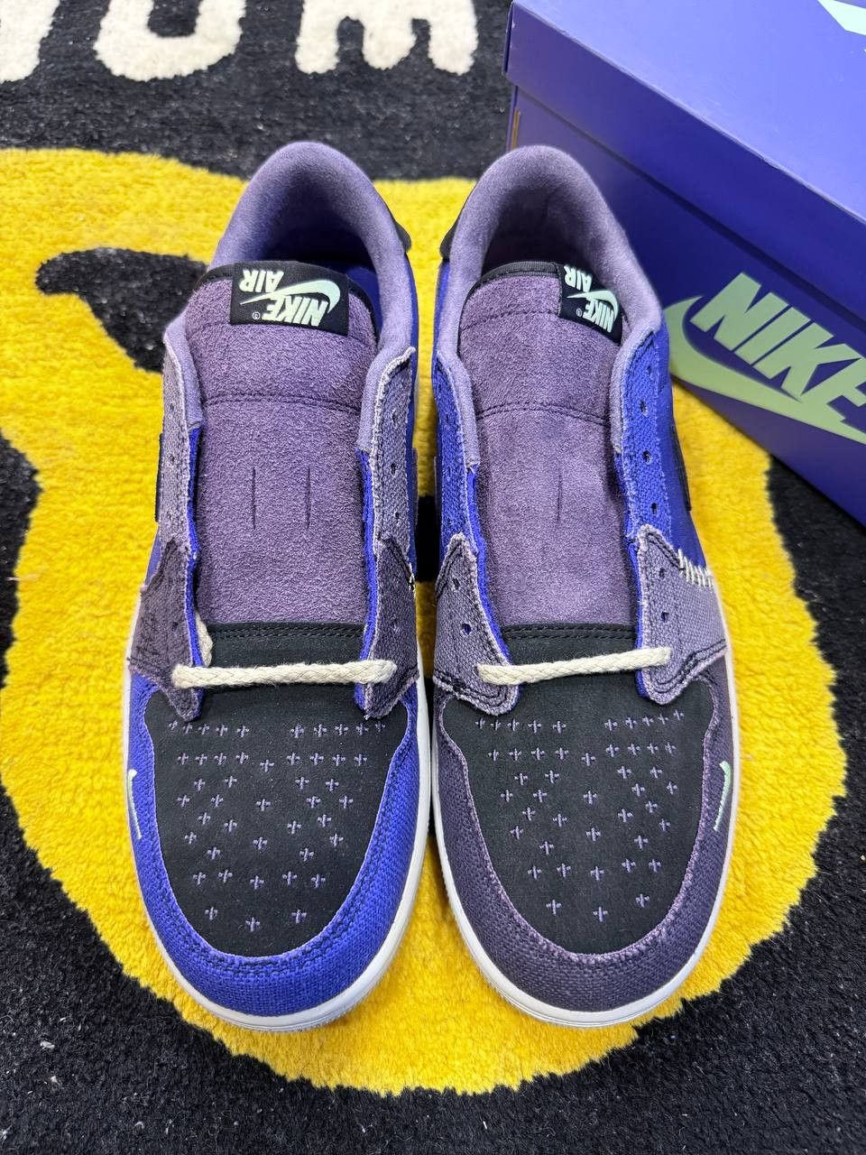 Nike Jordan 1 Retro Low OG Zion Williamson Voodoo Alternate Size US 10 / EU 43 - 4 Thumbnail