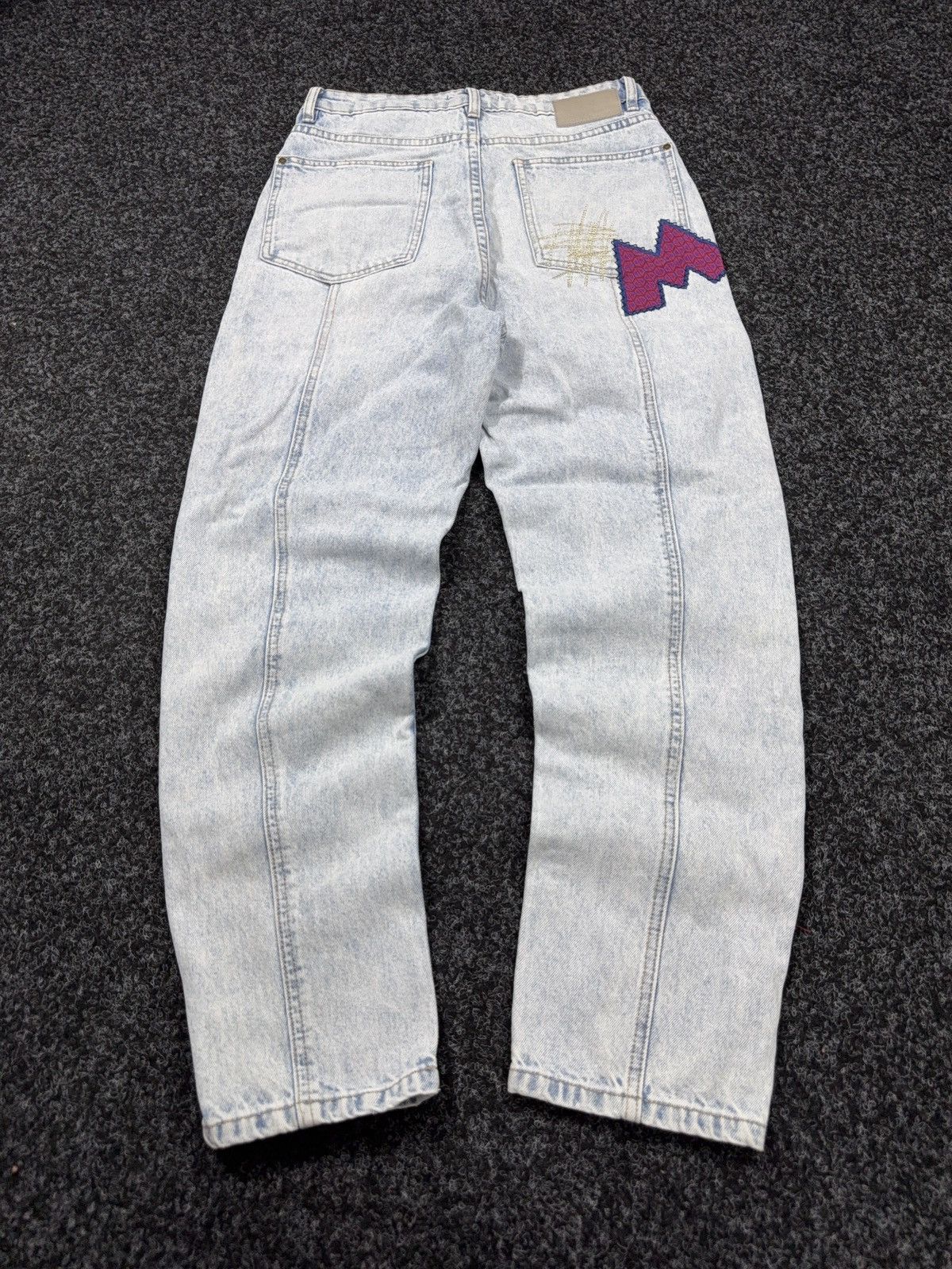 Desigual 00s Y2K Desigual Disney Mickey Patchwork Distressed Jeans Size 28" / US 6 / IT 42 - 11 Thumbnail