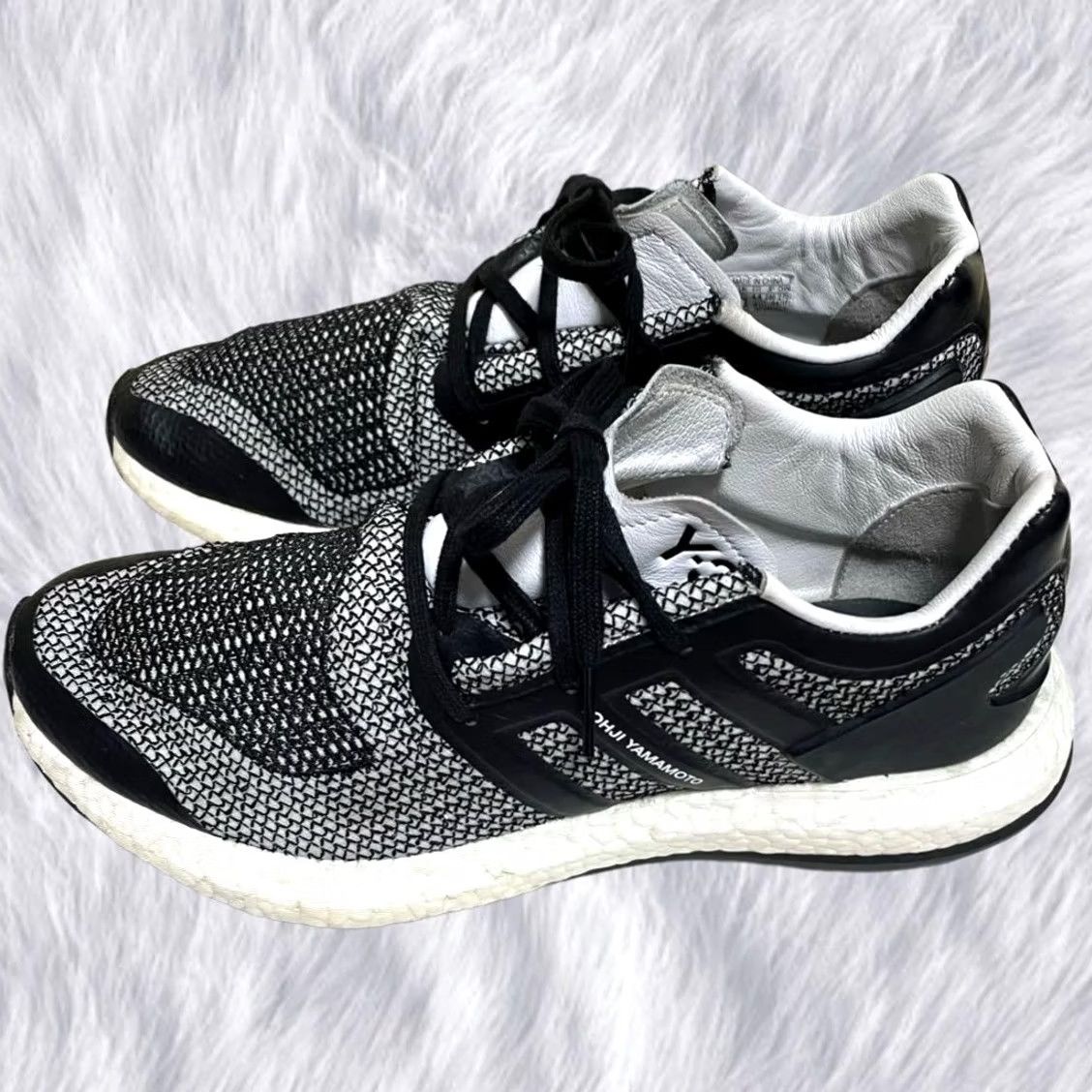 Y-3 Y-3 Men Sneaker Weissly Yohji Yamamoto Pure Boost White Black Gray 10.0US Multicolor Adidas x Yohji Yamamoto Collaboration Sneakers Size US 10 / EU 43 - 6 Thumbnail