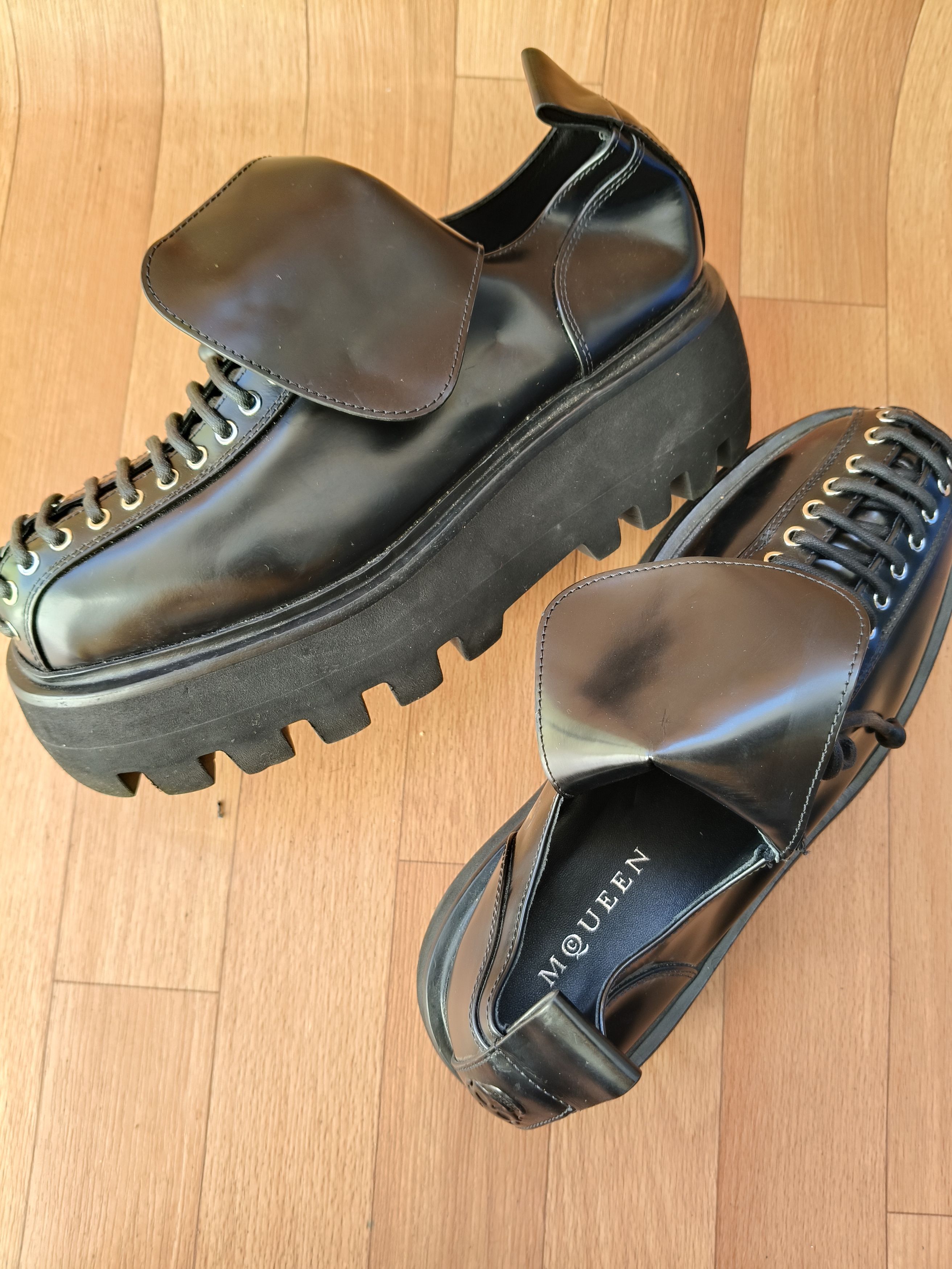 Alexander McQueen 🕷️ Alexander McQueen lace up derby Size US 7 / EU 40 - 13 Thumbnail
