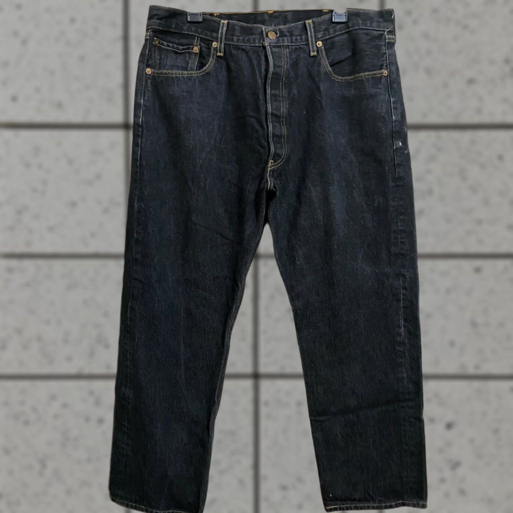 Levi's VINTAGE Levi’s 501 XX Jeans Black Straight Button Fly 40X32 Men Reg Regular 90s Classic Denim Charcoal Wash Belt Loops Inseam 32 Size US 38 / EU 54 - 1 Thumbnail