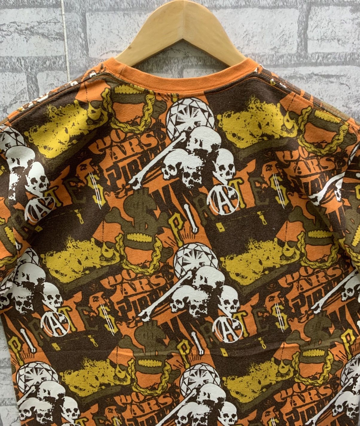 Swagger Vintage Swagger 2007 Alloverprint Design Skull Pirates Size US L / EU 52-54 / 3 - 6 Thumbnail