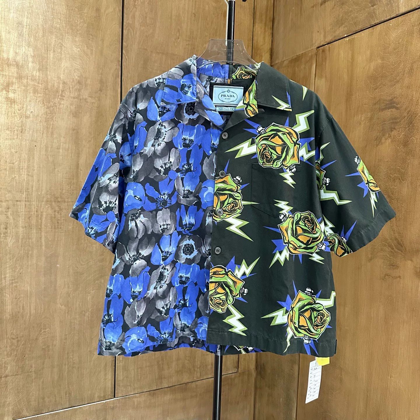 Prada Prada Retro Shirt L Men Size US L / EU 52-54 / 3 - 1 Thumbnail