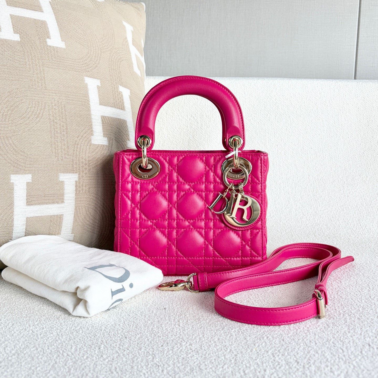 Dior Pre-loved Bag Very good condition Size ONE SIZE - 1 Thumbnail