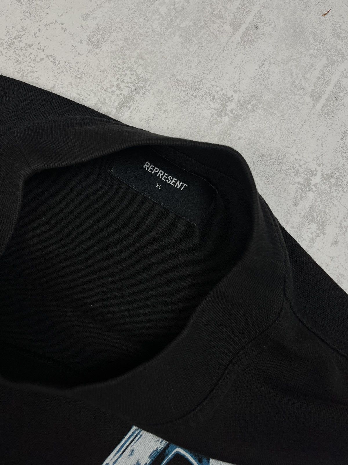 Represent Clo. Represent Black Oversized Tee with Dynamic Art Graphic Size US XL / EU 56 / 4 - 4 Thumbnail