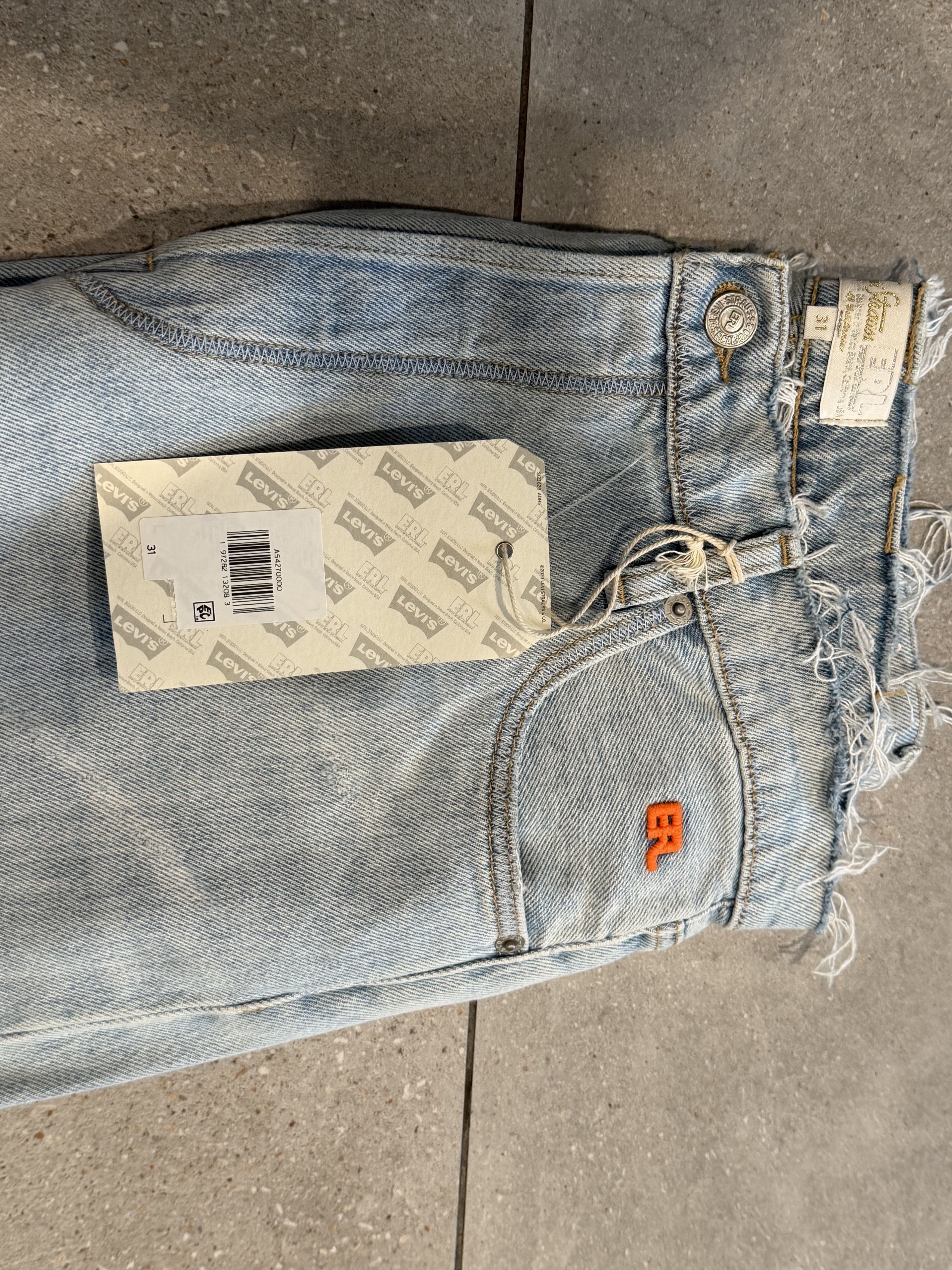 ERL × Levi's ERL x Levi's® 501 low-rise straight jeans Size US 31 - 3 Thumbnail