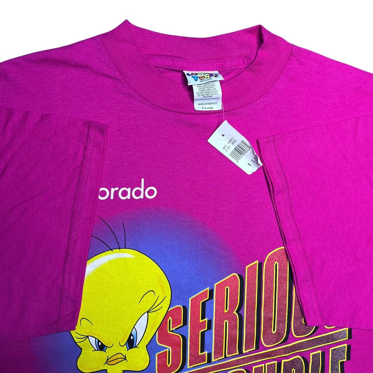 Warner Bros Vtg 1997 Looney Tunes Tweety Serious Twouble Colorado Tee Size US XL / EU 56 / 4 - 2 Thumbnail