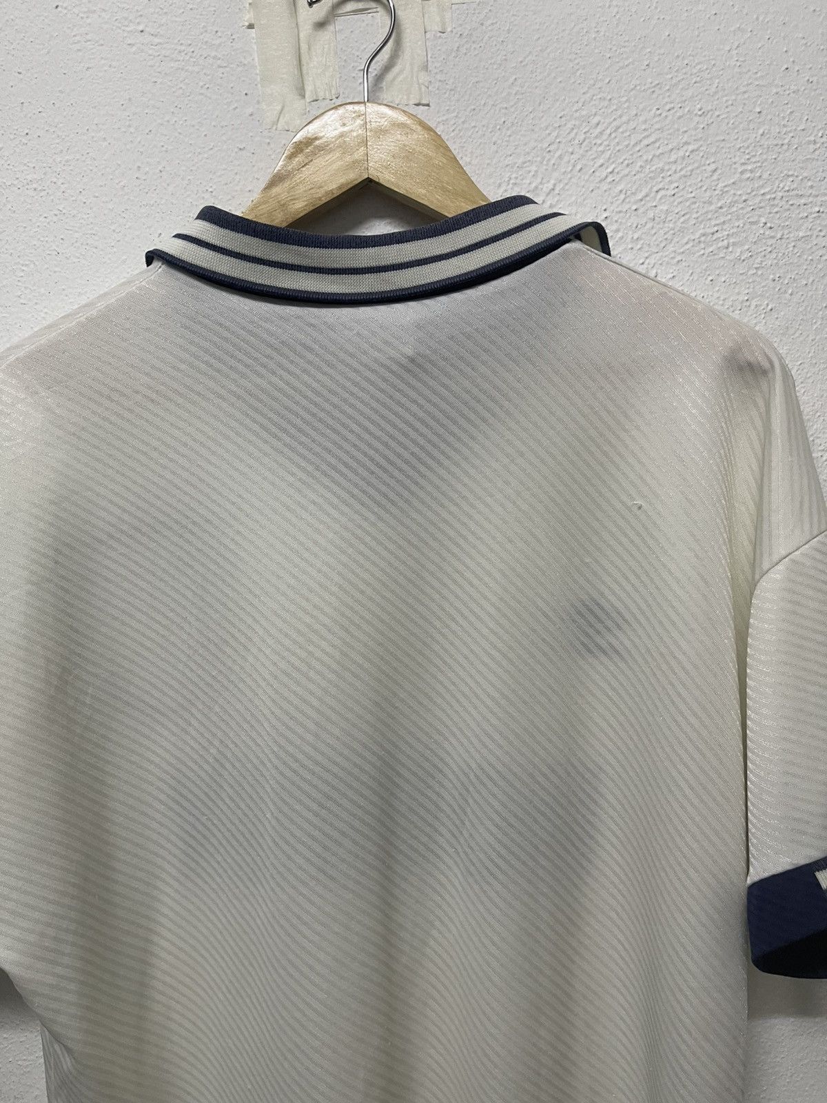 Umbro VINTAGE 93/95 TOTTENHAM HOTSPUR FC HOME JERSEY Size US M / EU 48-50 / 2 - 16 Thumbnail
